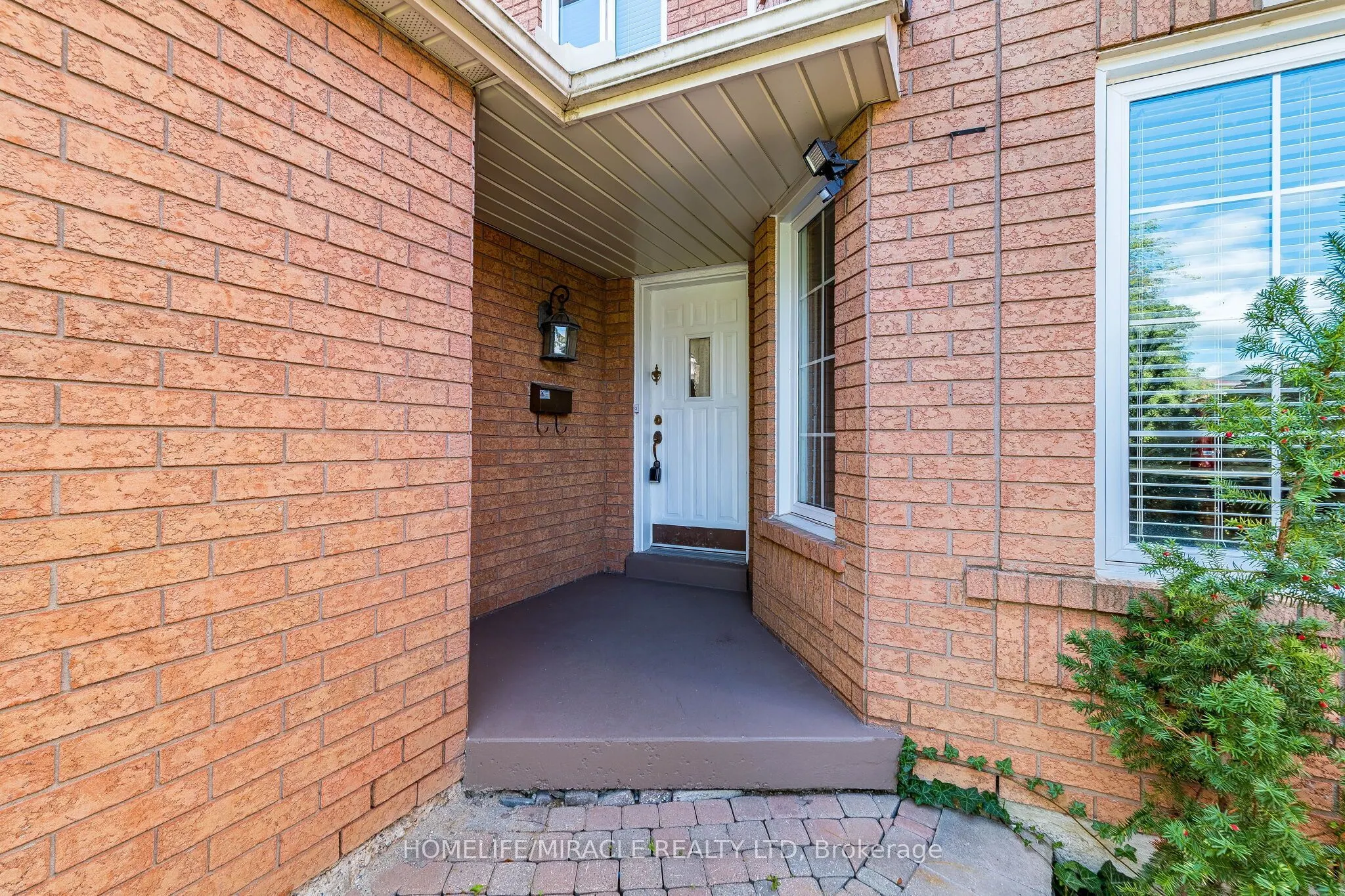 42 Porteous Circle