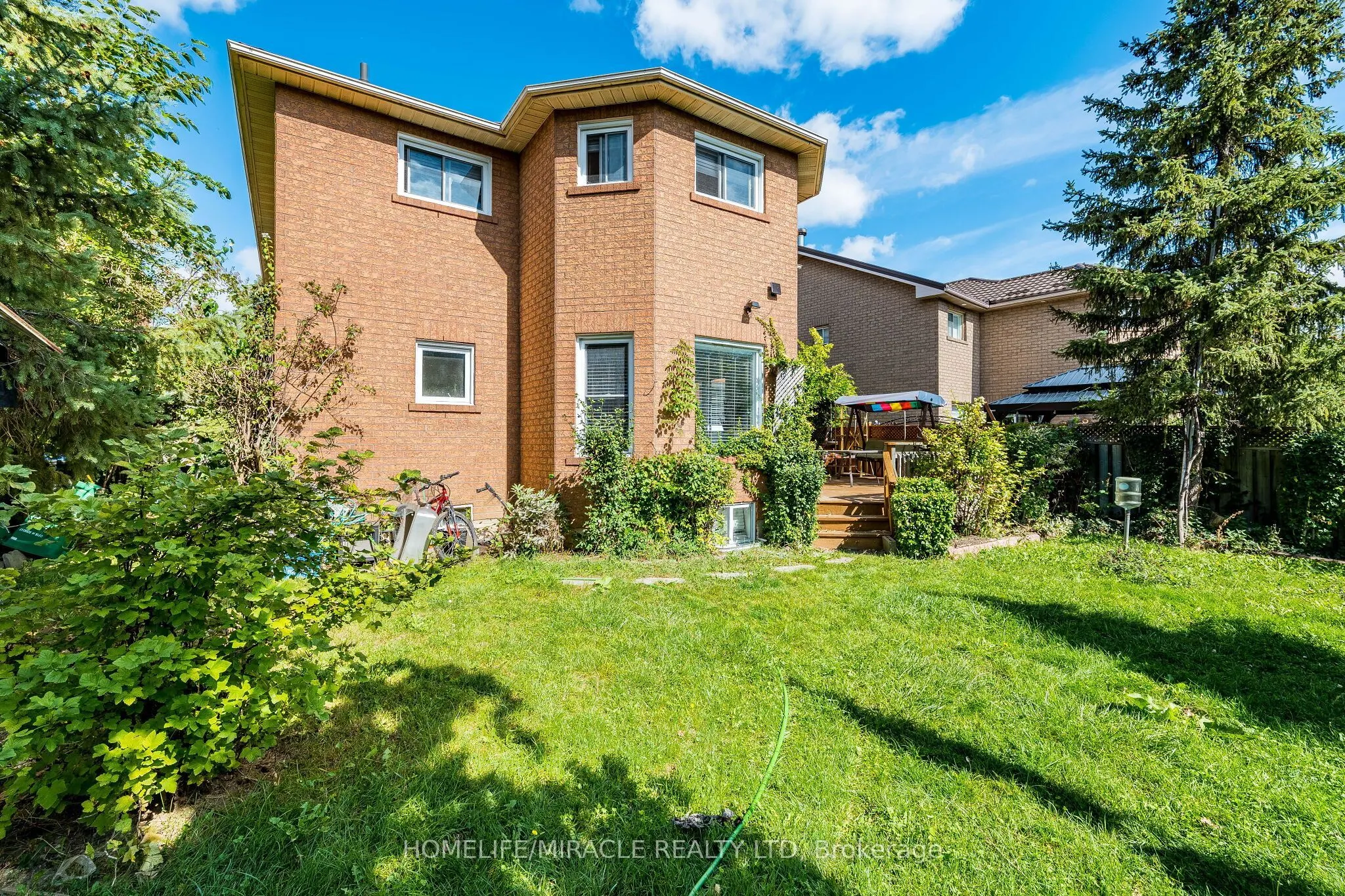 42 Porteous Circle