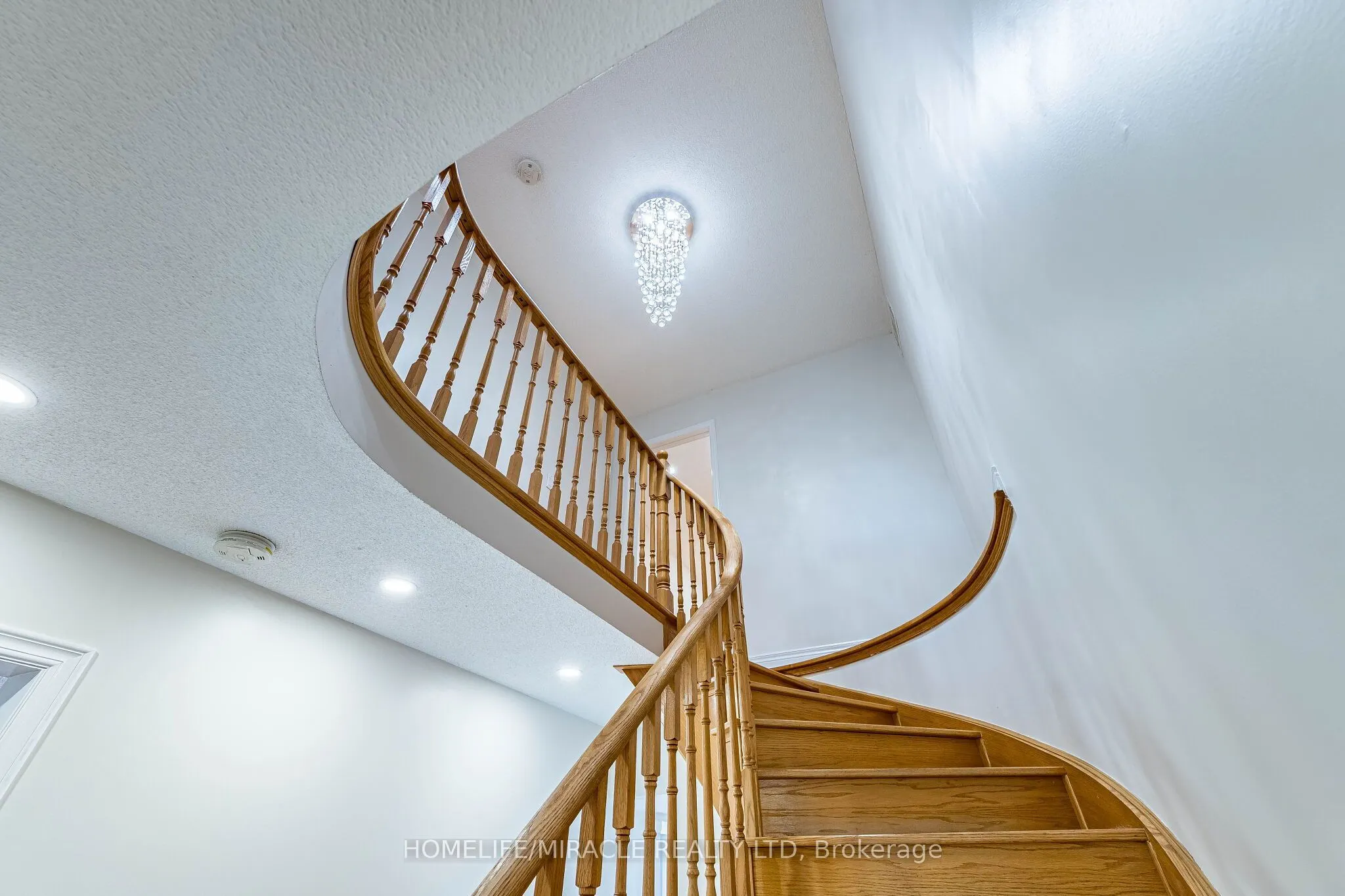 42 Porteous Circle