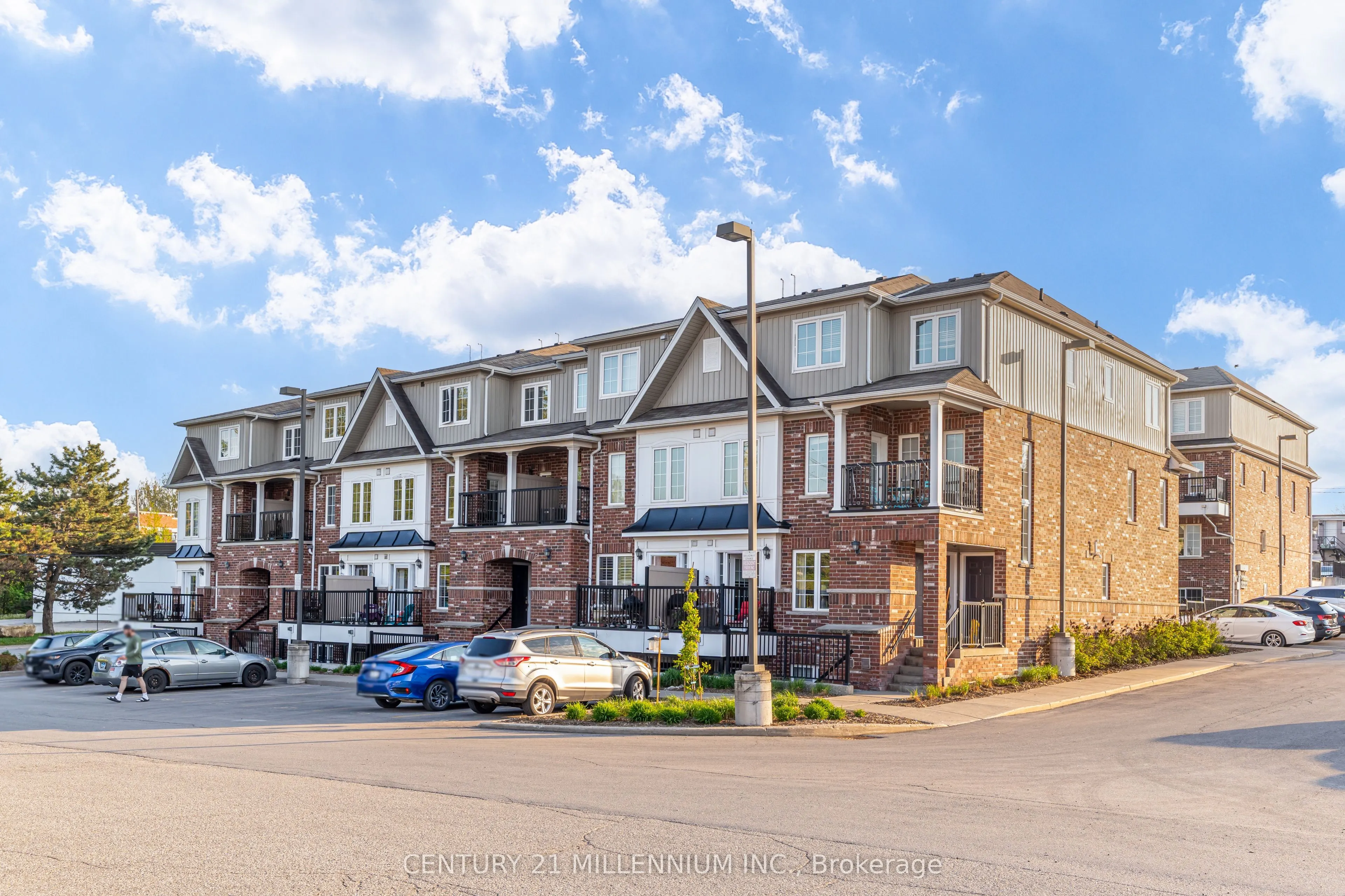5 Armstrong Street #9