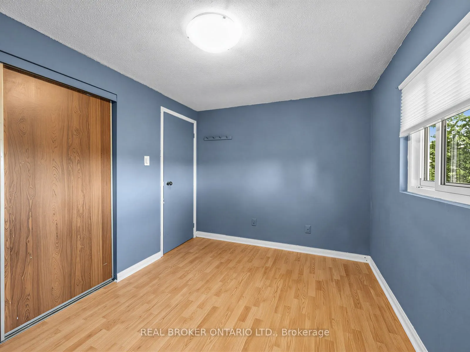 2733 Los Palmas Court