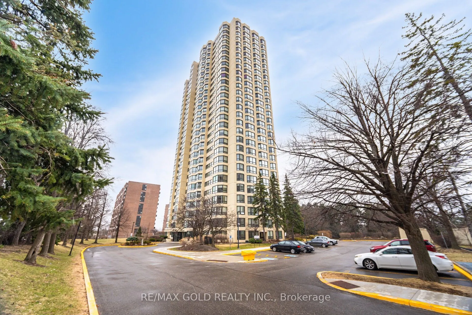 8 Lisa Street #903