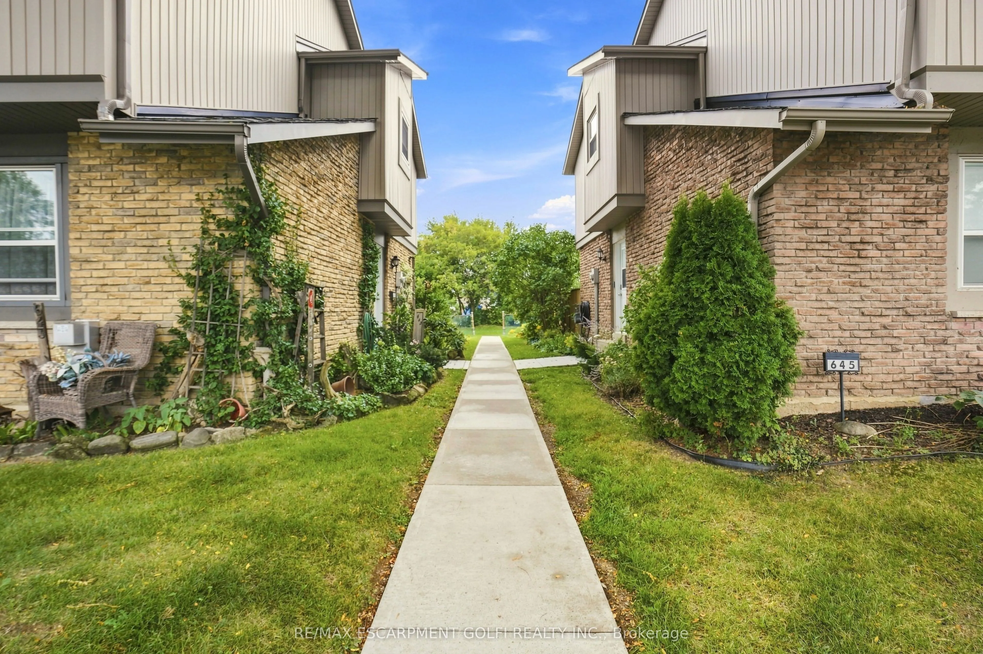 643 Woodward Avenue #70