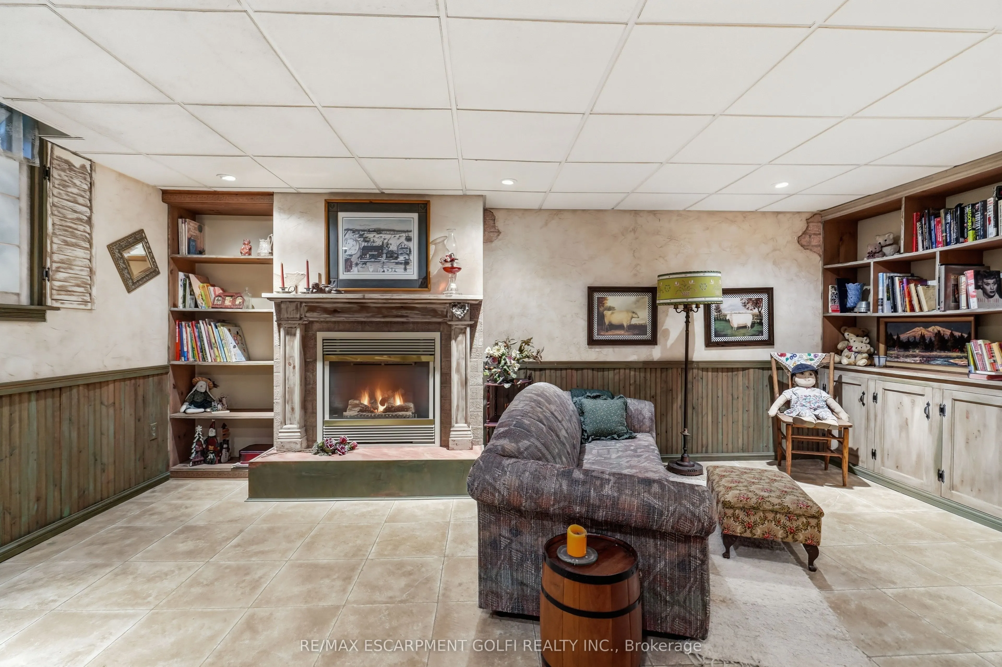 643 Woodward Avenue #70