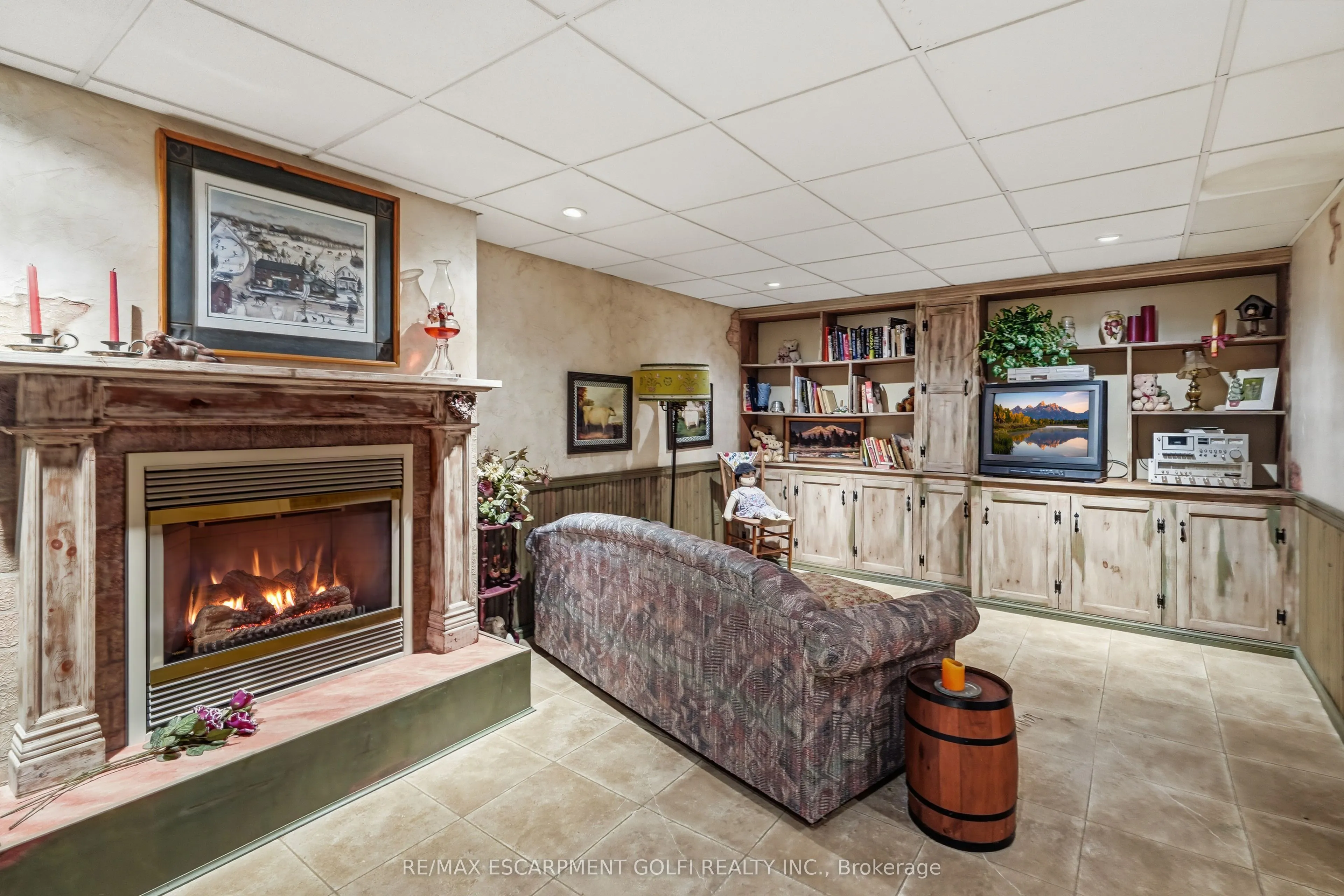 643 Woodward Avenue #70