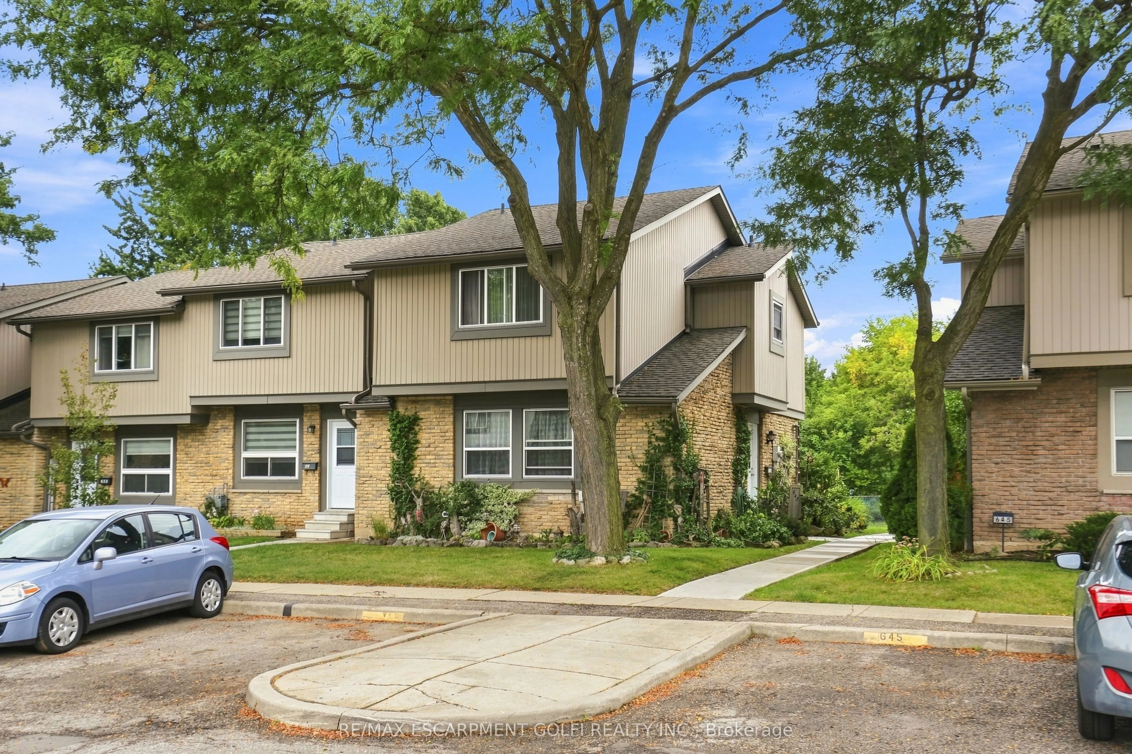 643 Woodward Avenue #70