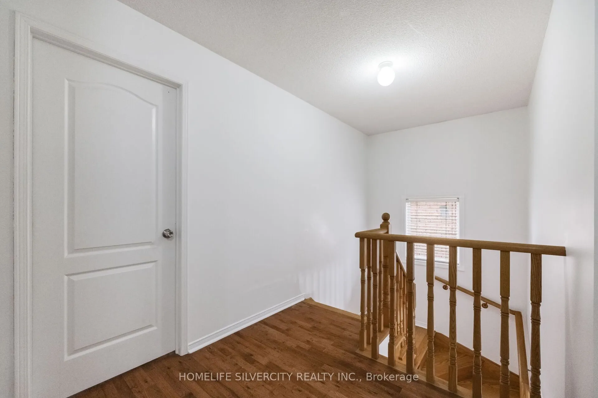 29 Beachpoint Boulevard