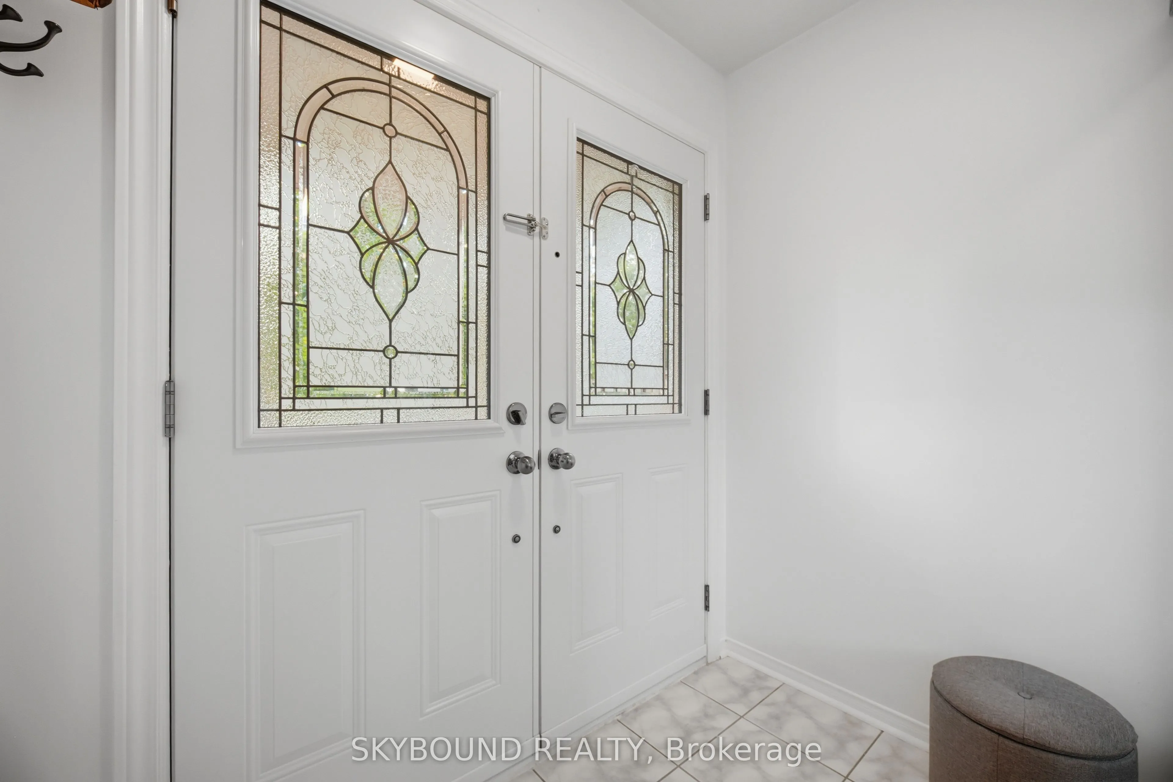 3906 Zenith Court