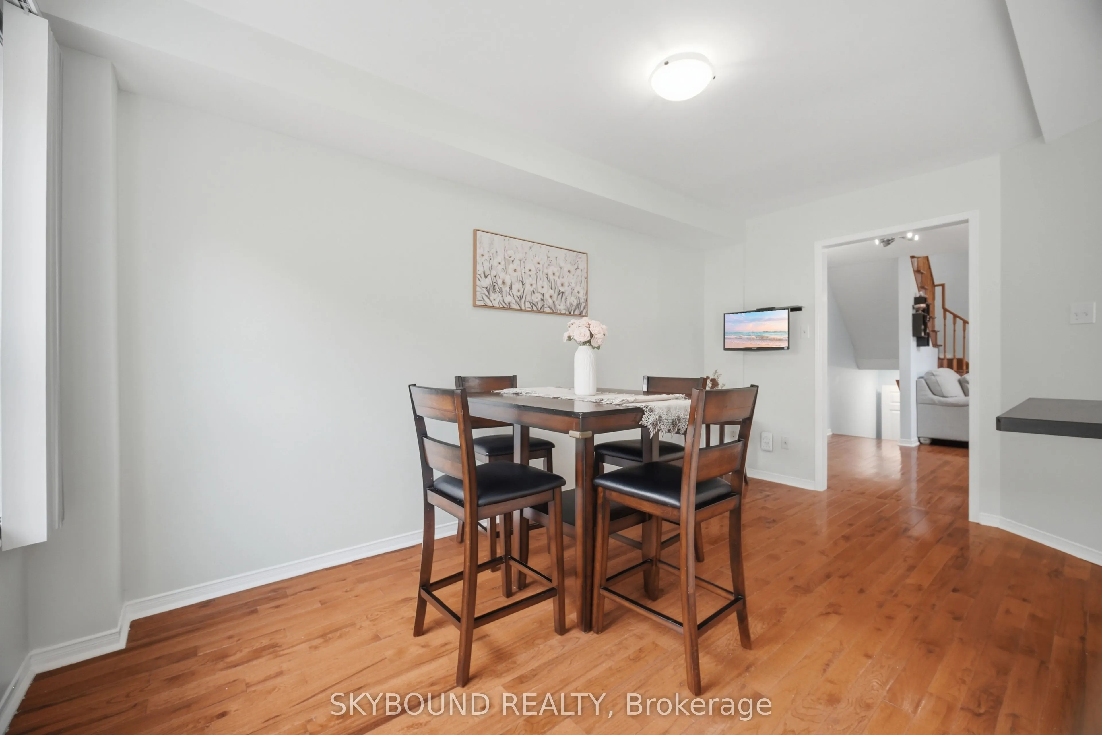 3906 Zenith Court
