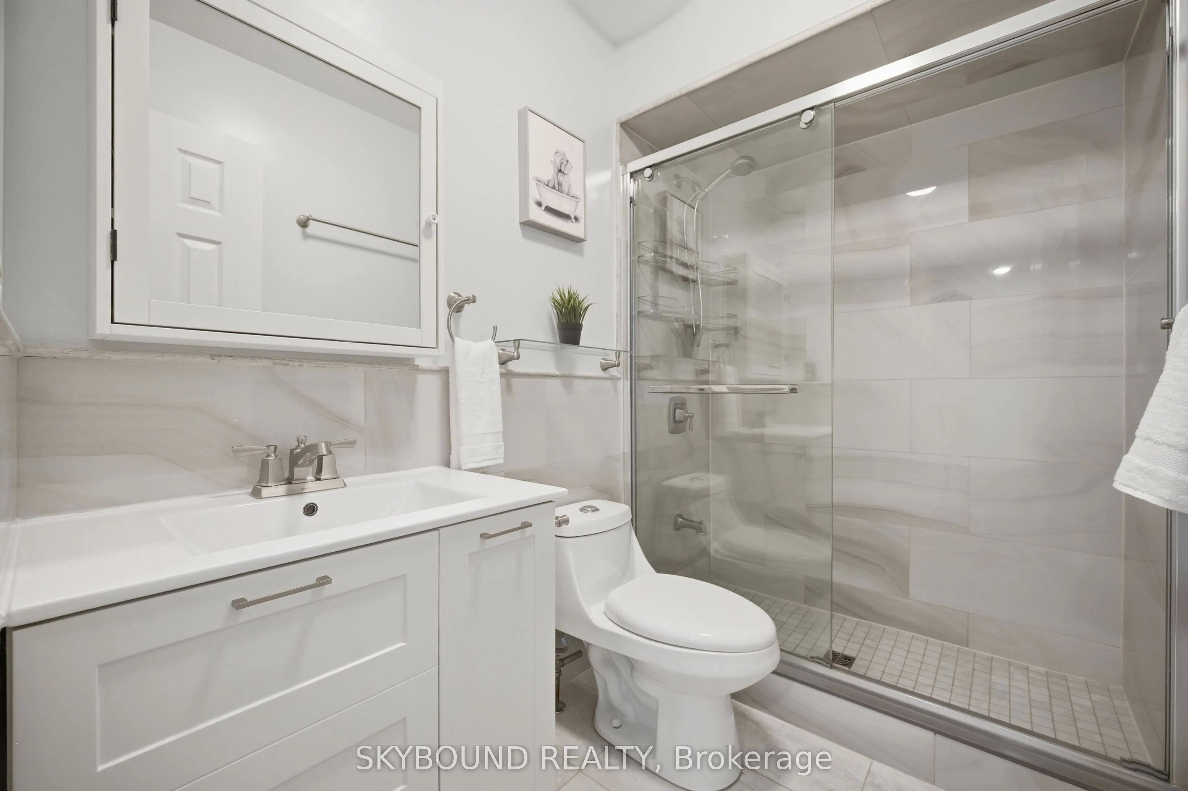 3906 Zenith Court