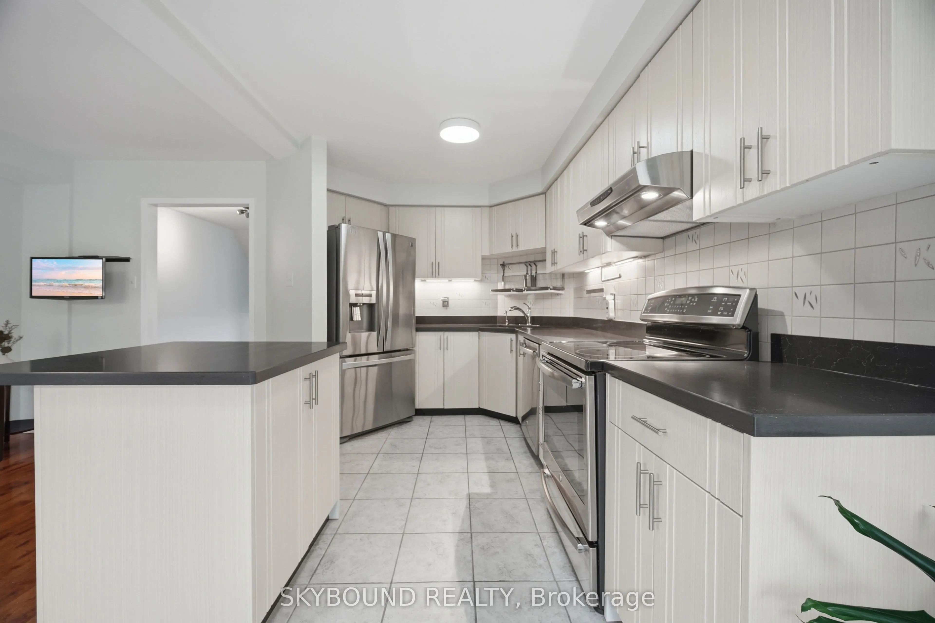 3906 Zenith Court