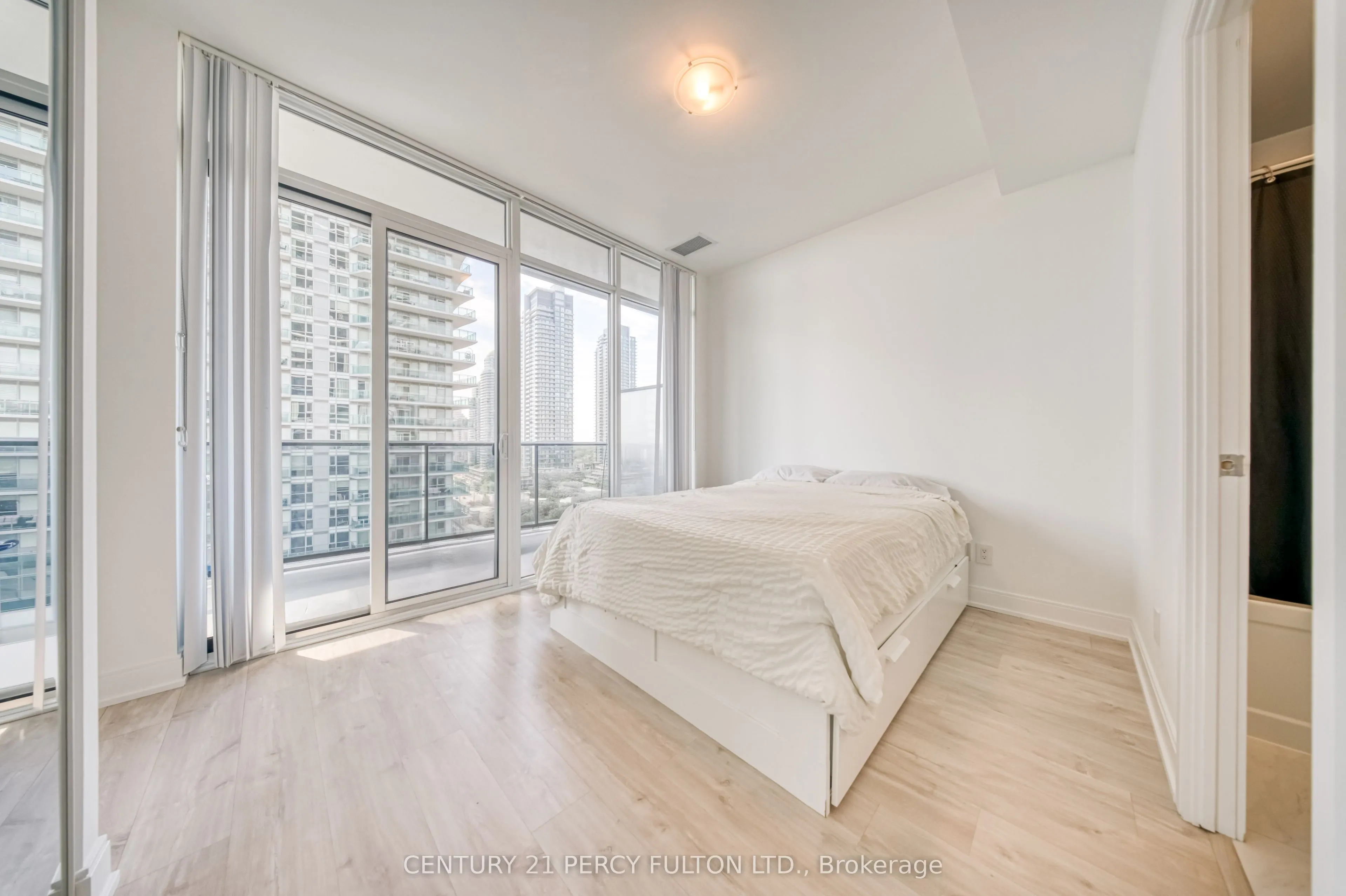 70 Annie Craig Drive #1207
