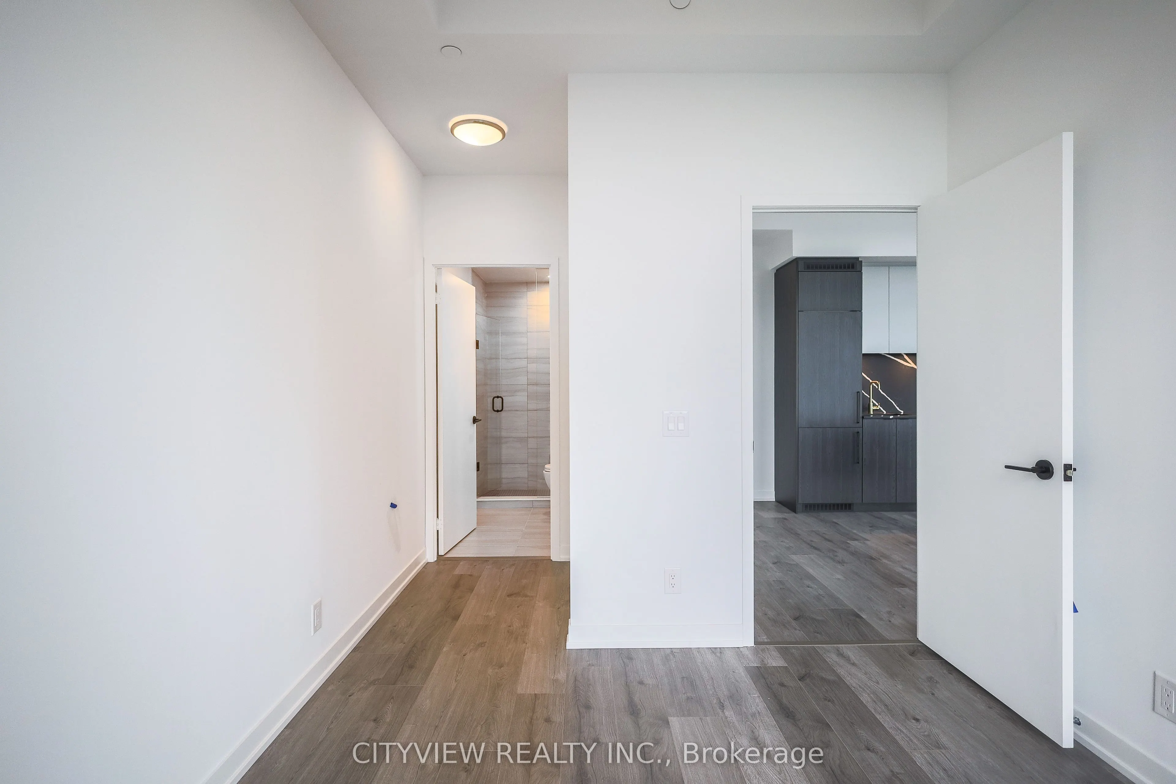 285 Dufferin Street #1402