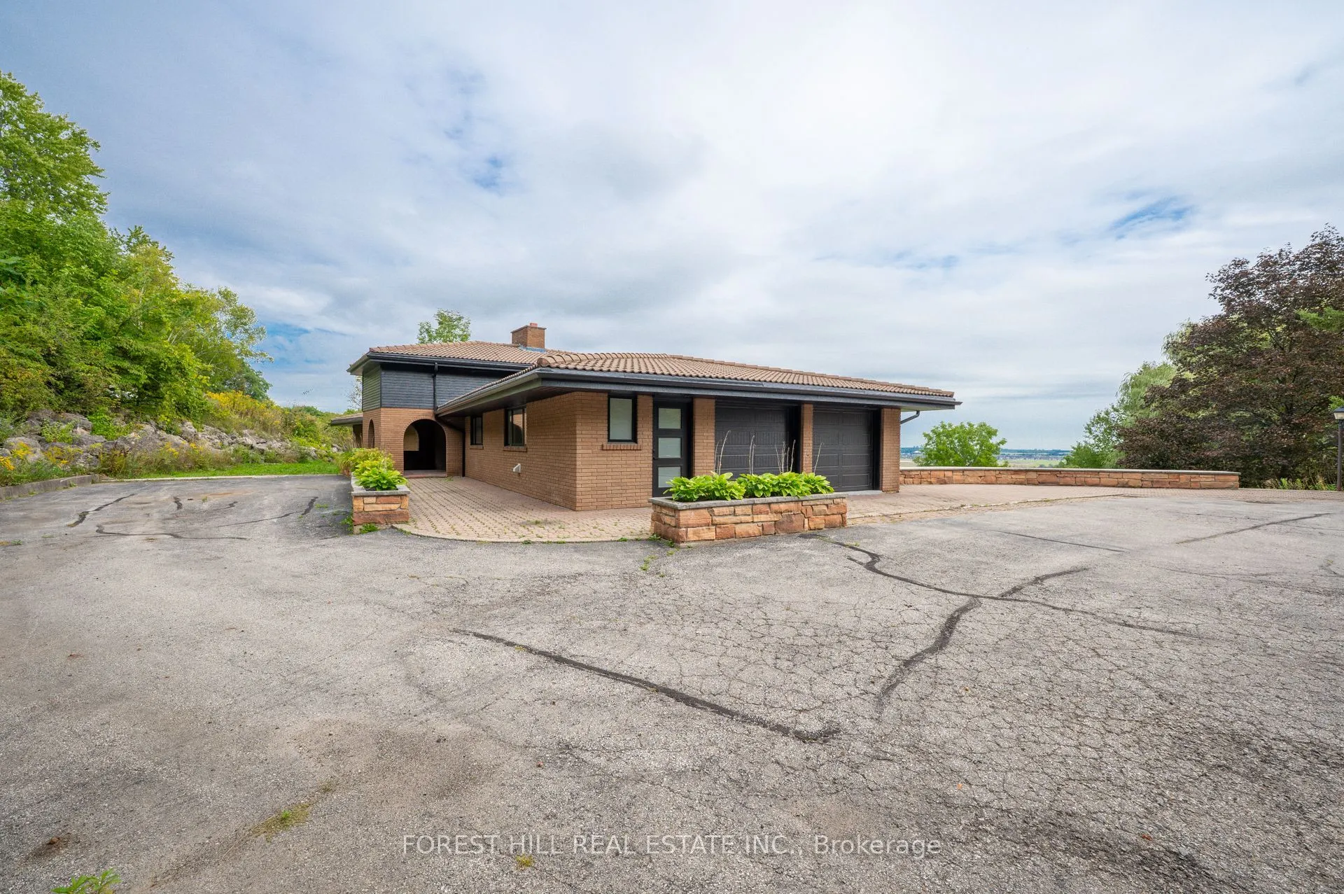 7139 Appleby Line