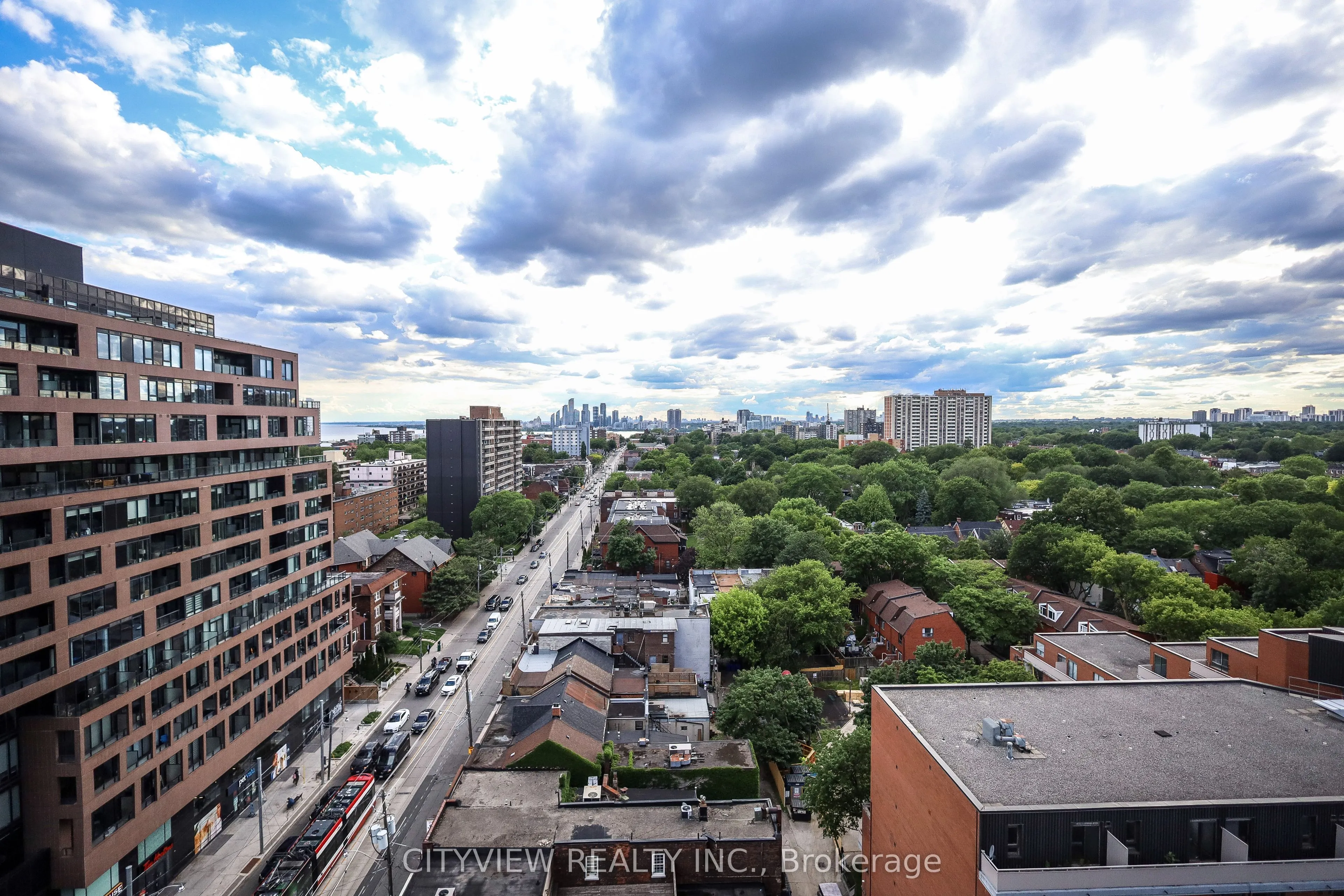 285 Dufferin Street #1121