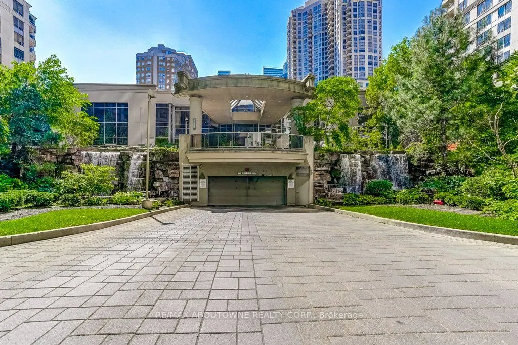 3888 Duke of York Boulevard #GPH25