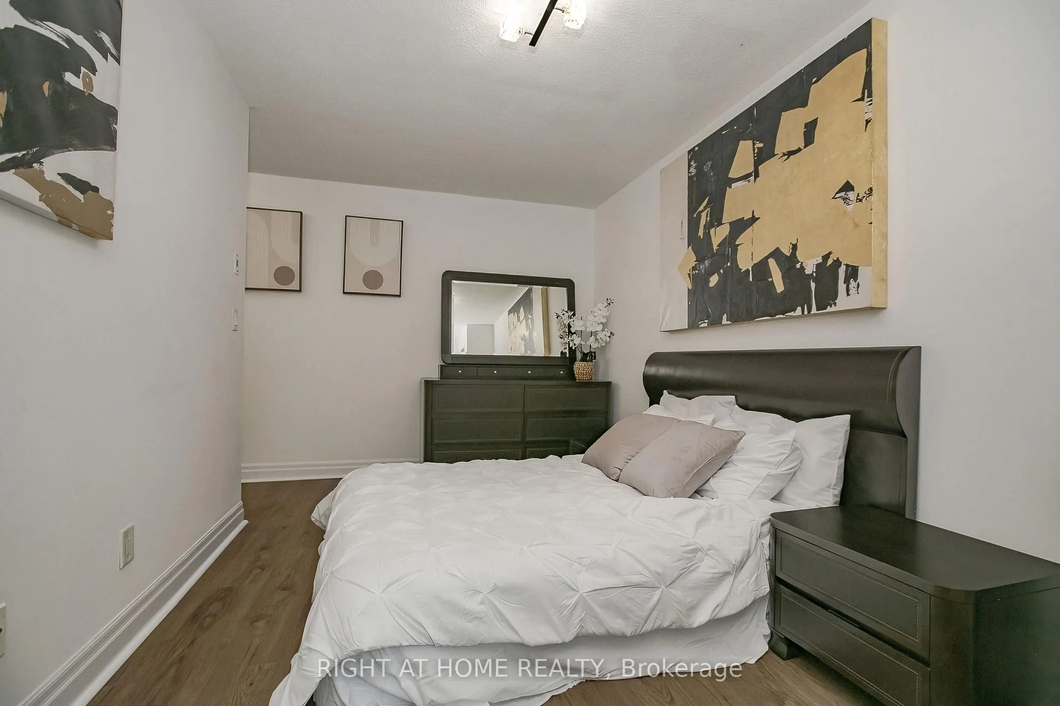 2119 Lake Shore Boulevard W #217