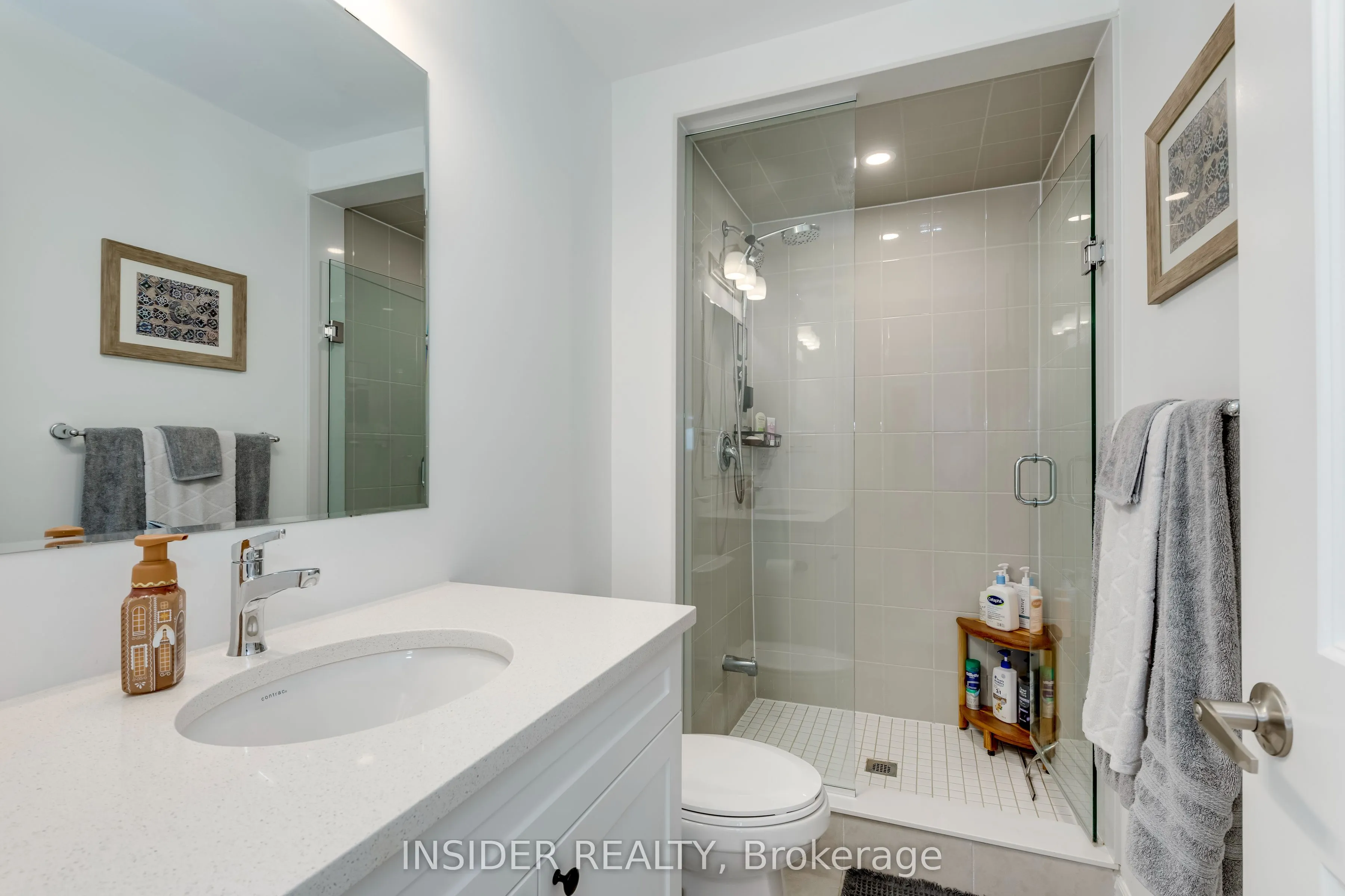 1915 Thames Circle