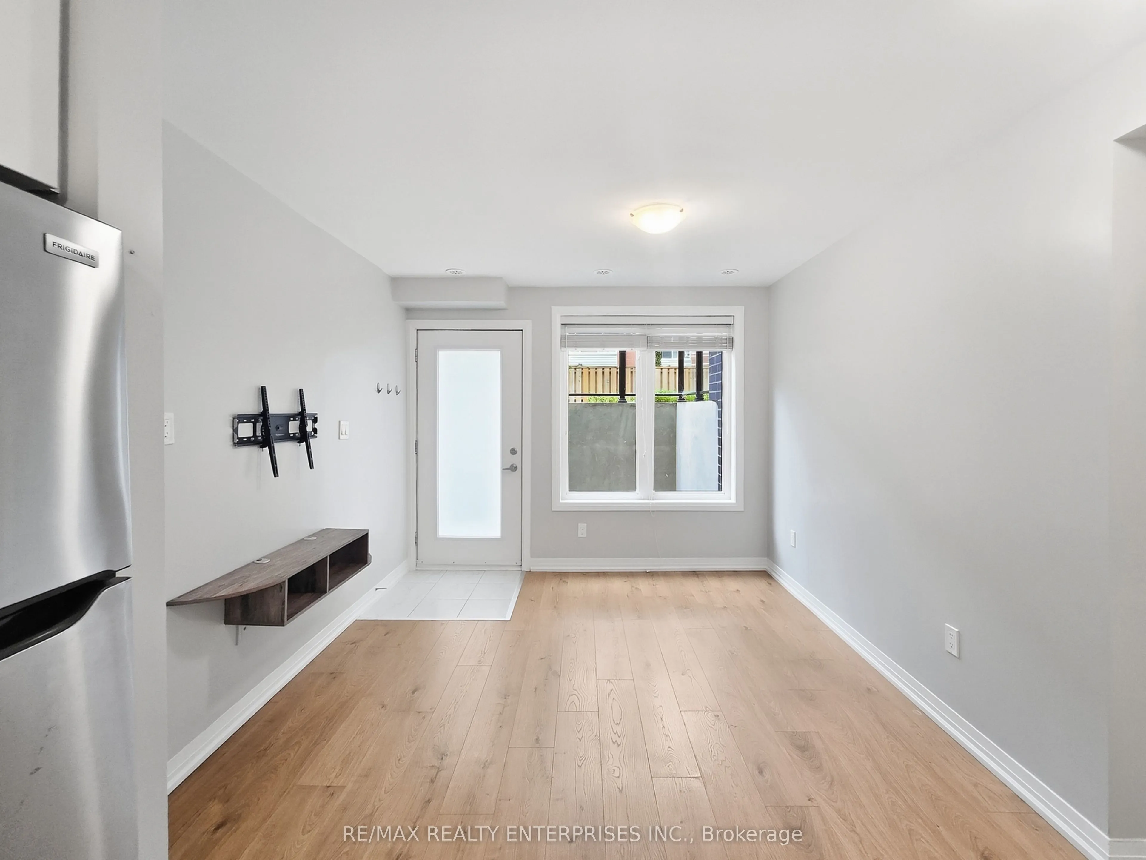 1145 Journeyman Lane #123