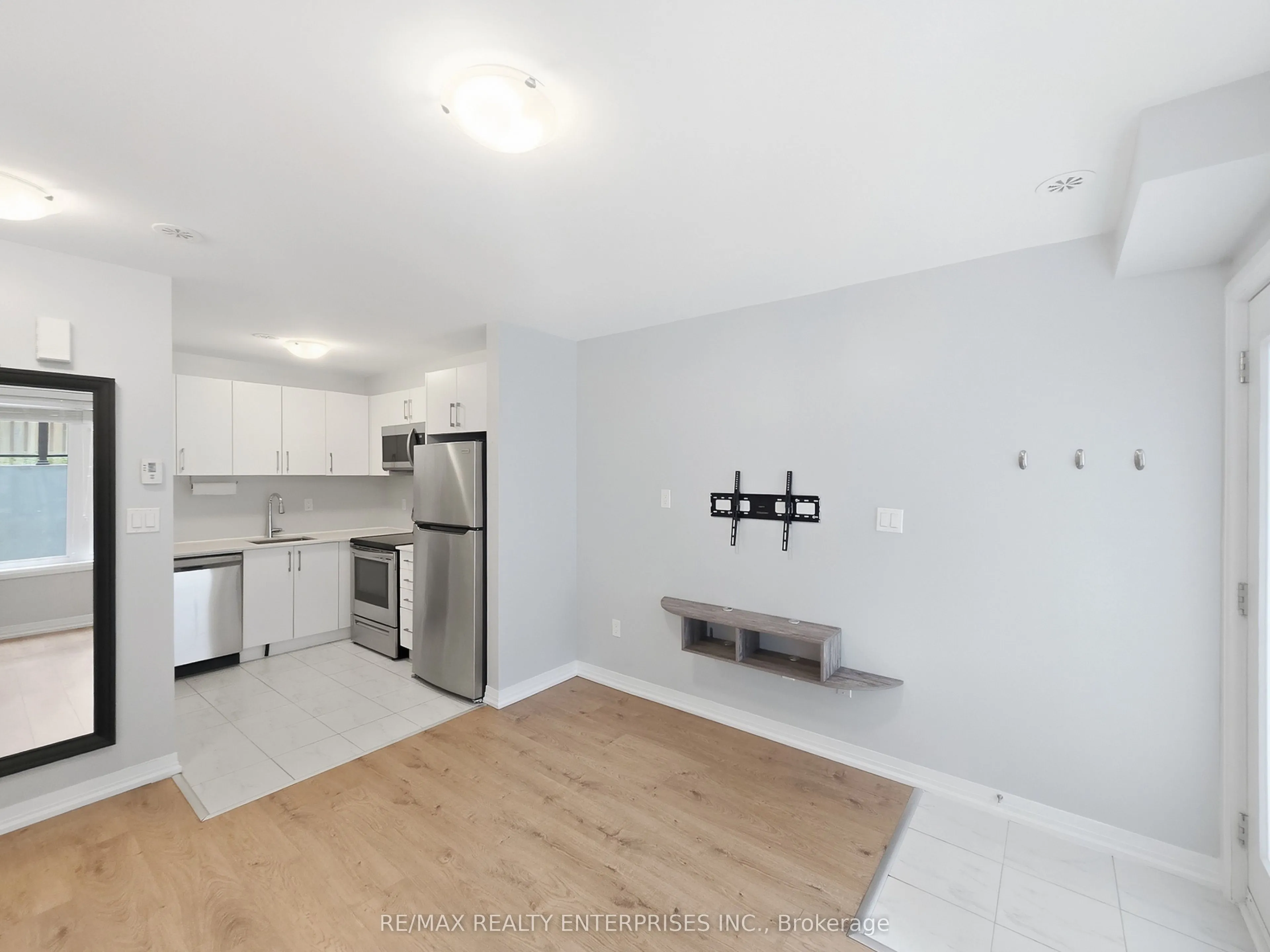 1145 Journeyman Lane #123