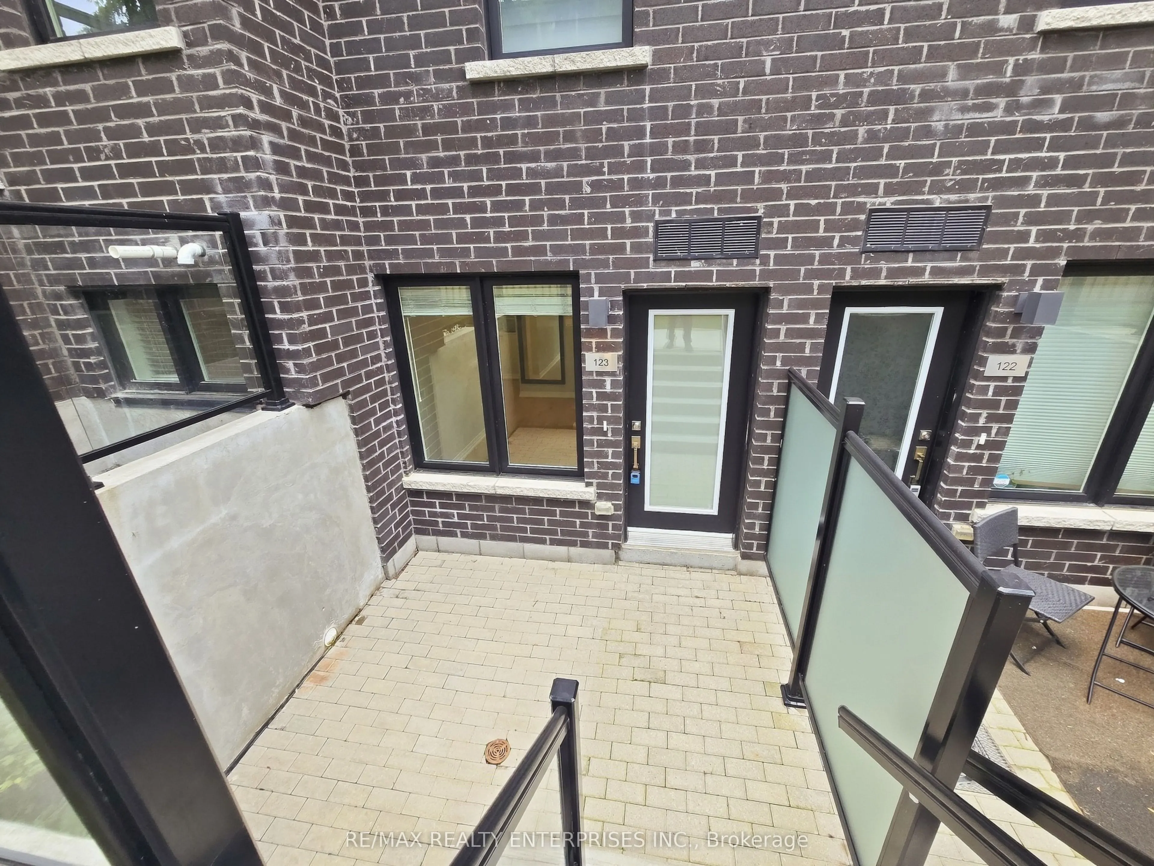 1145 Journeyman Lane #123