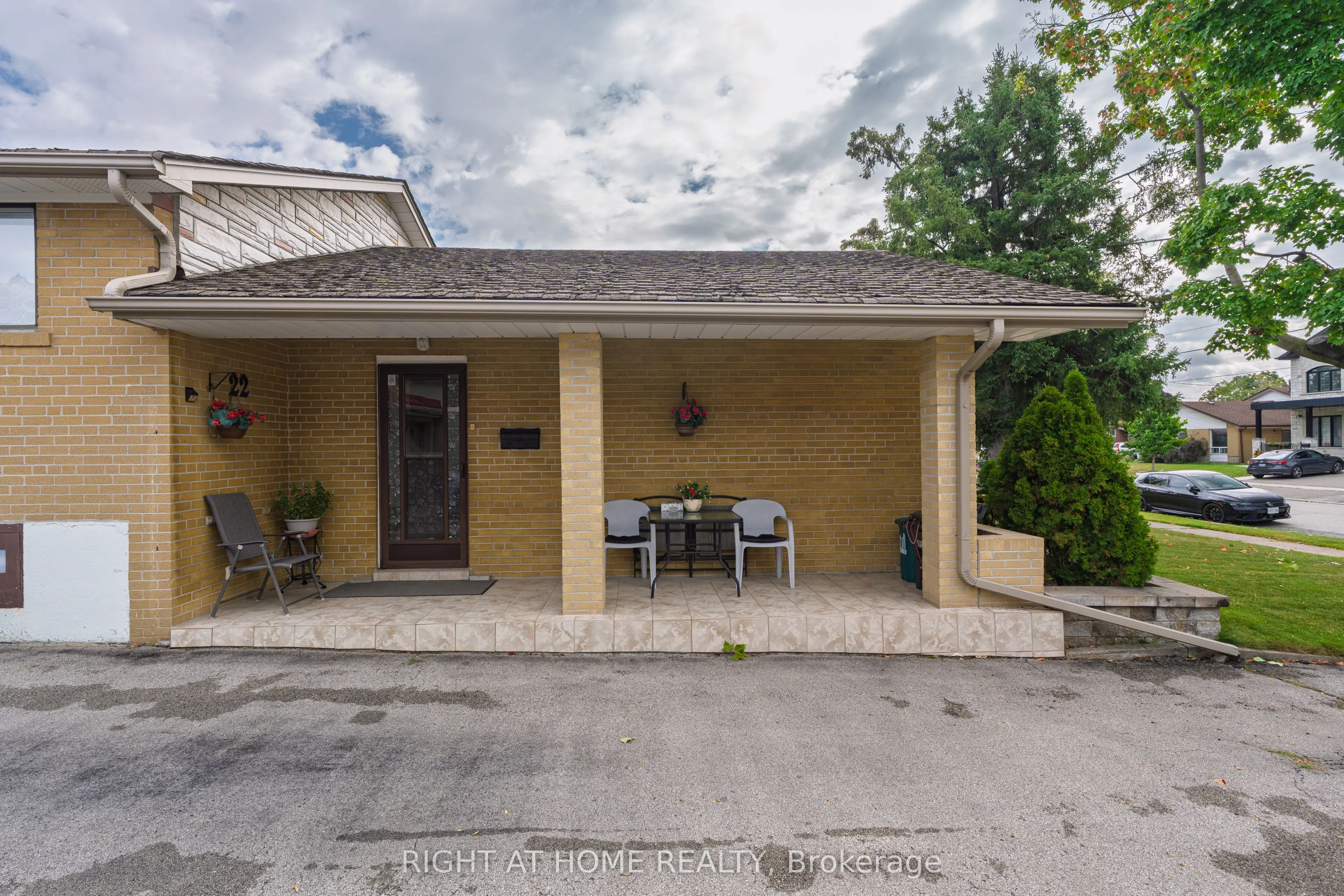 22 Monterrey Drive