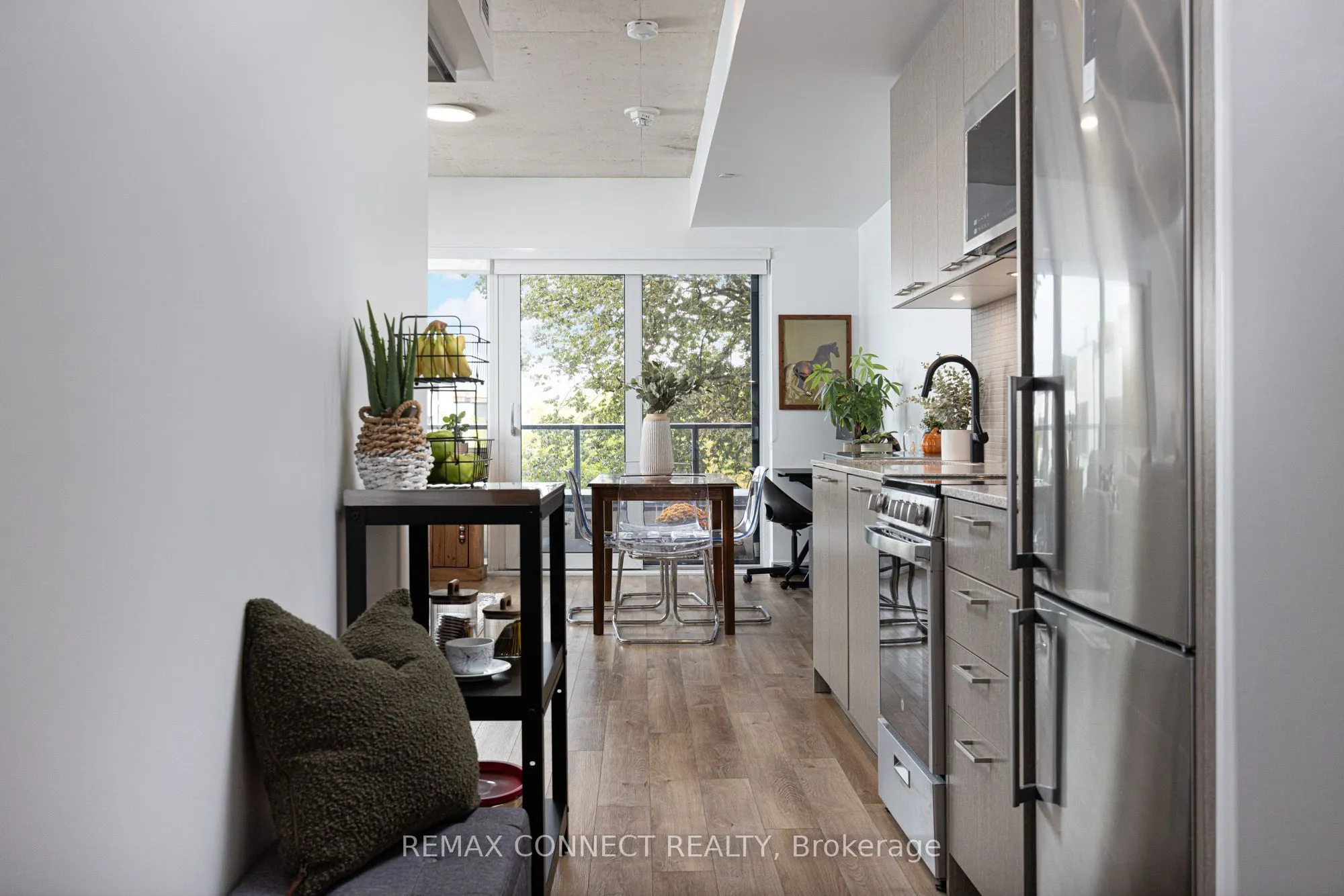 1808 St. Clair Avenue W #304
