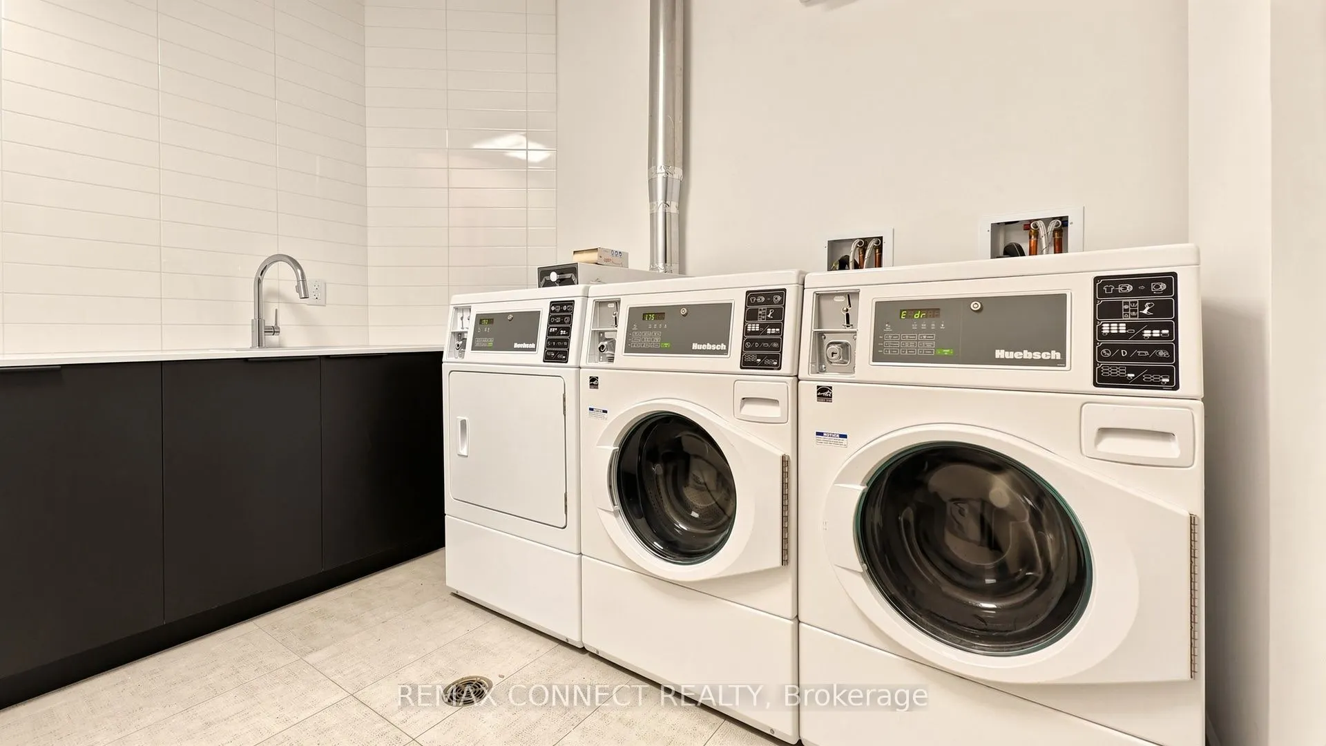 1808 St. Clair Avenue W #304