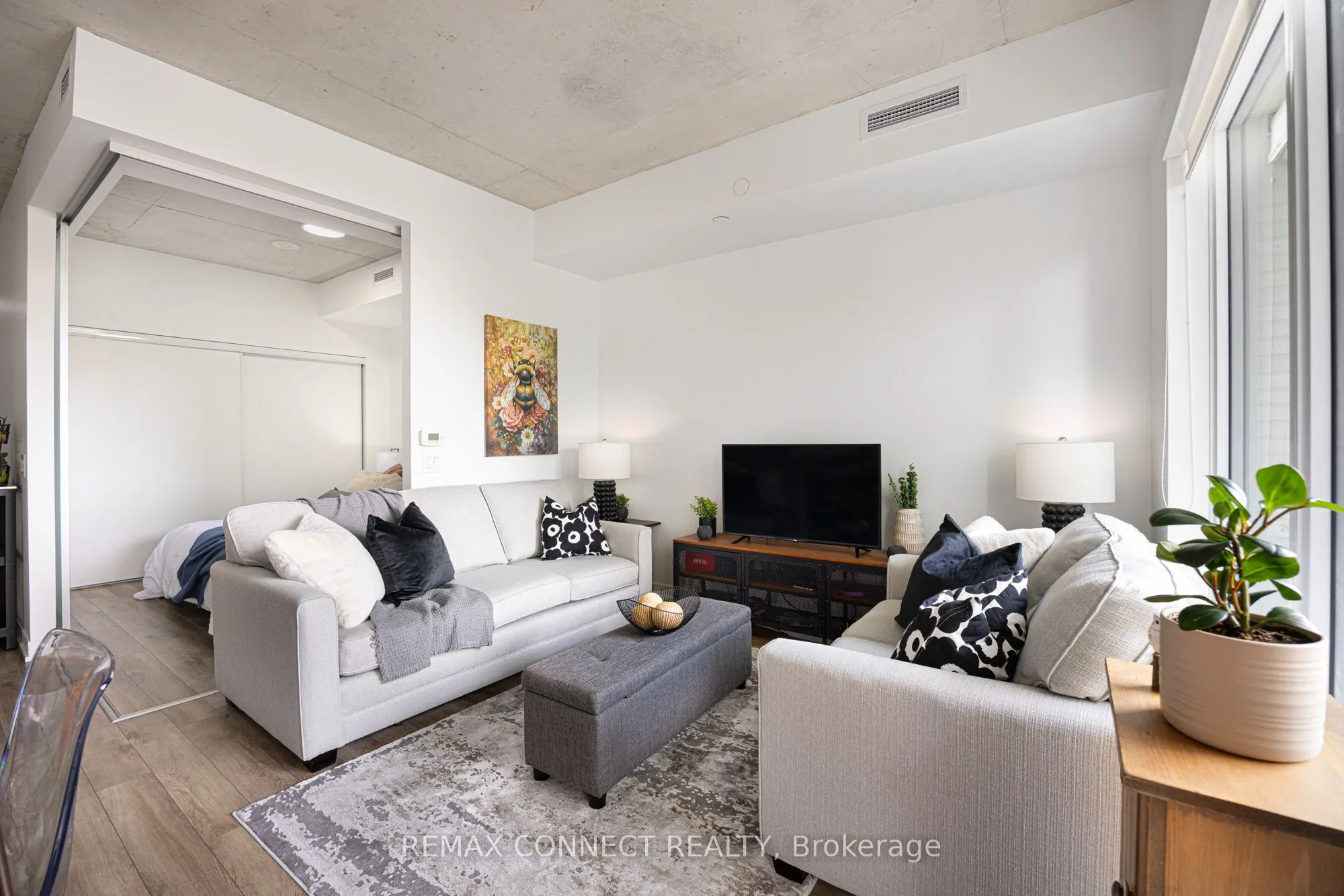 1808 St. Clair Avenue W #304
