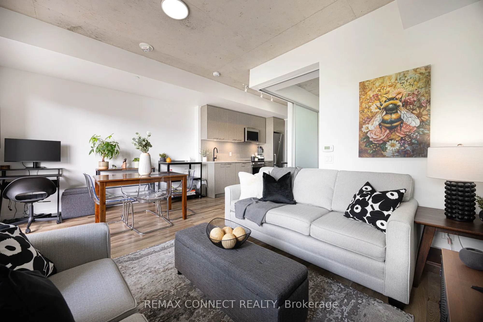 1808 St. Clair Avenue W #304
