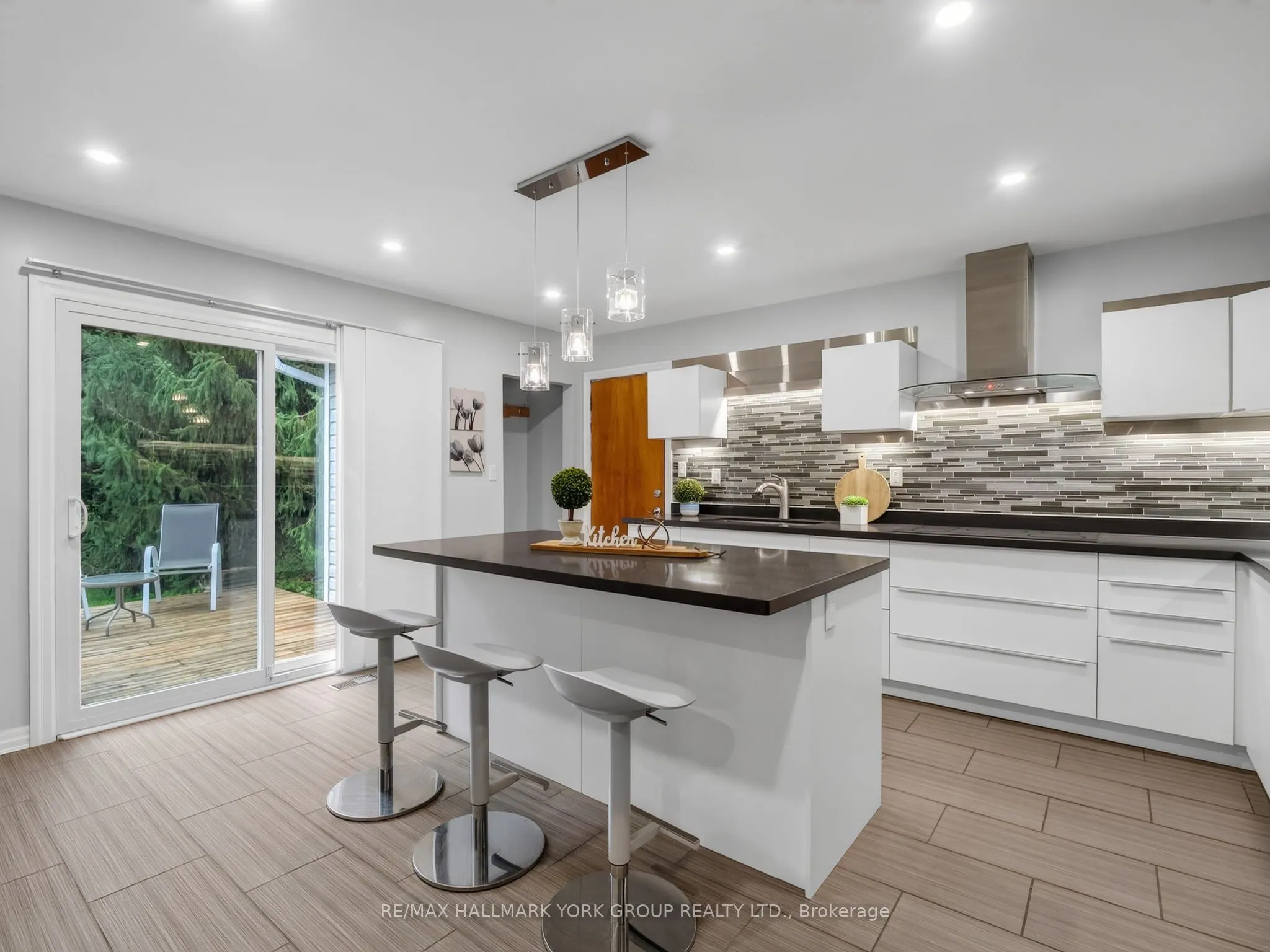 21 Birchview Drive