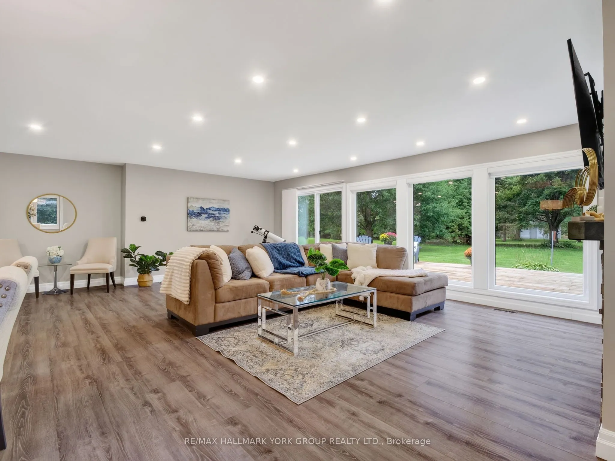 21 Birchview Drive
