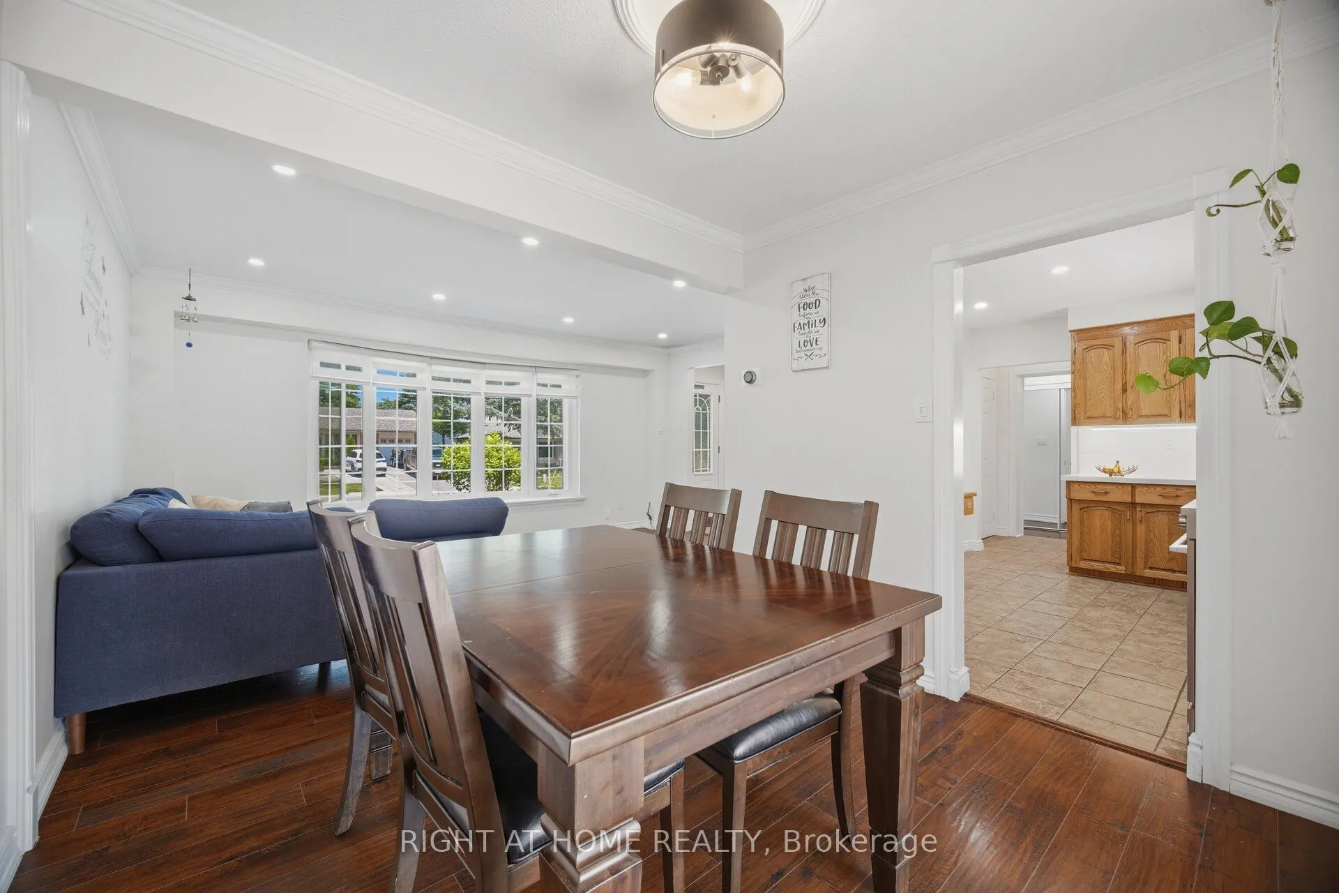 4 Rosefield Drive