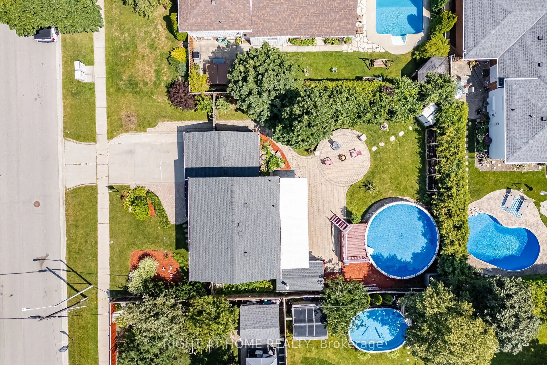 4 Rosefield Drive