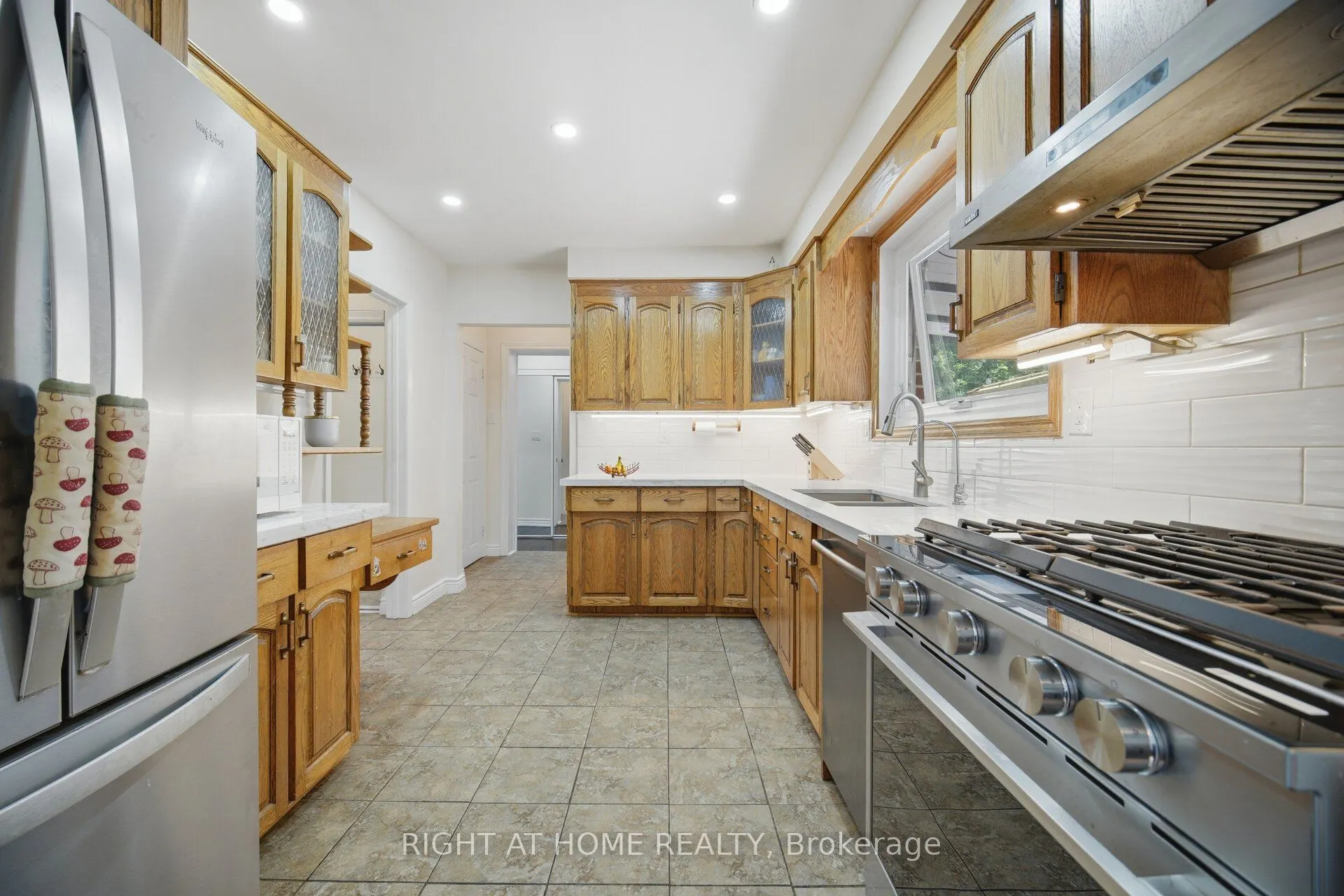 4 Rosefield Drive