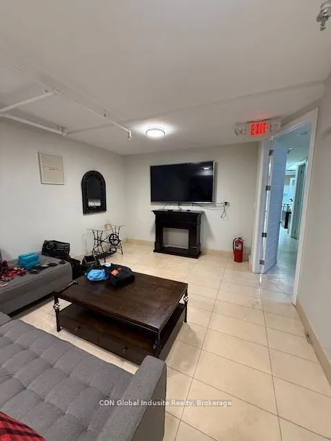 1060 Britannia Road E #20