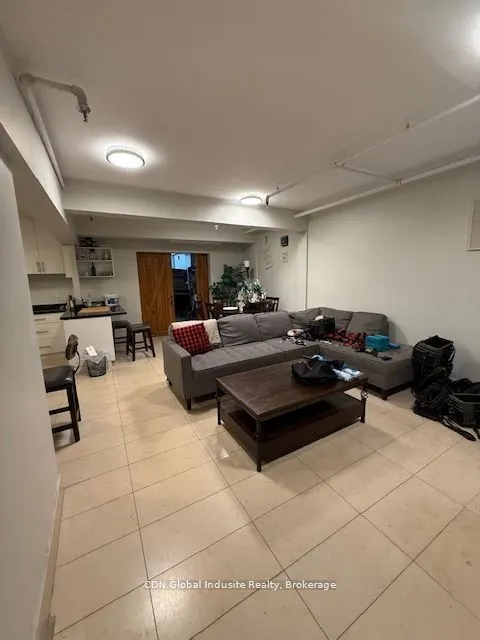 1060 Britannia Road E #20