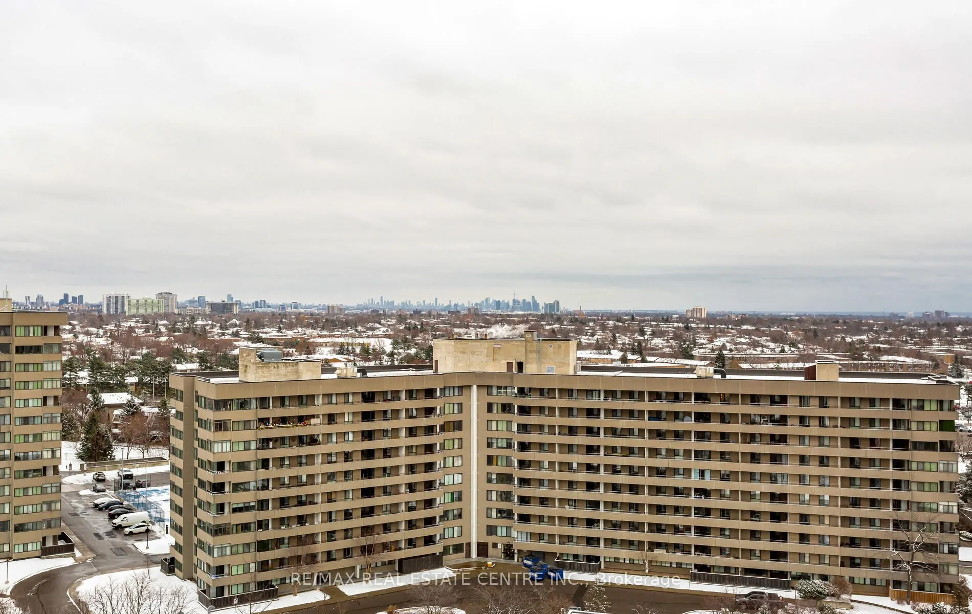 204 Burnhamthorpe Road E #1307