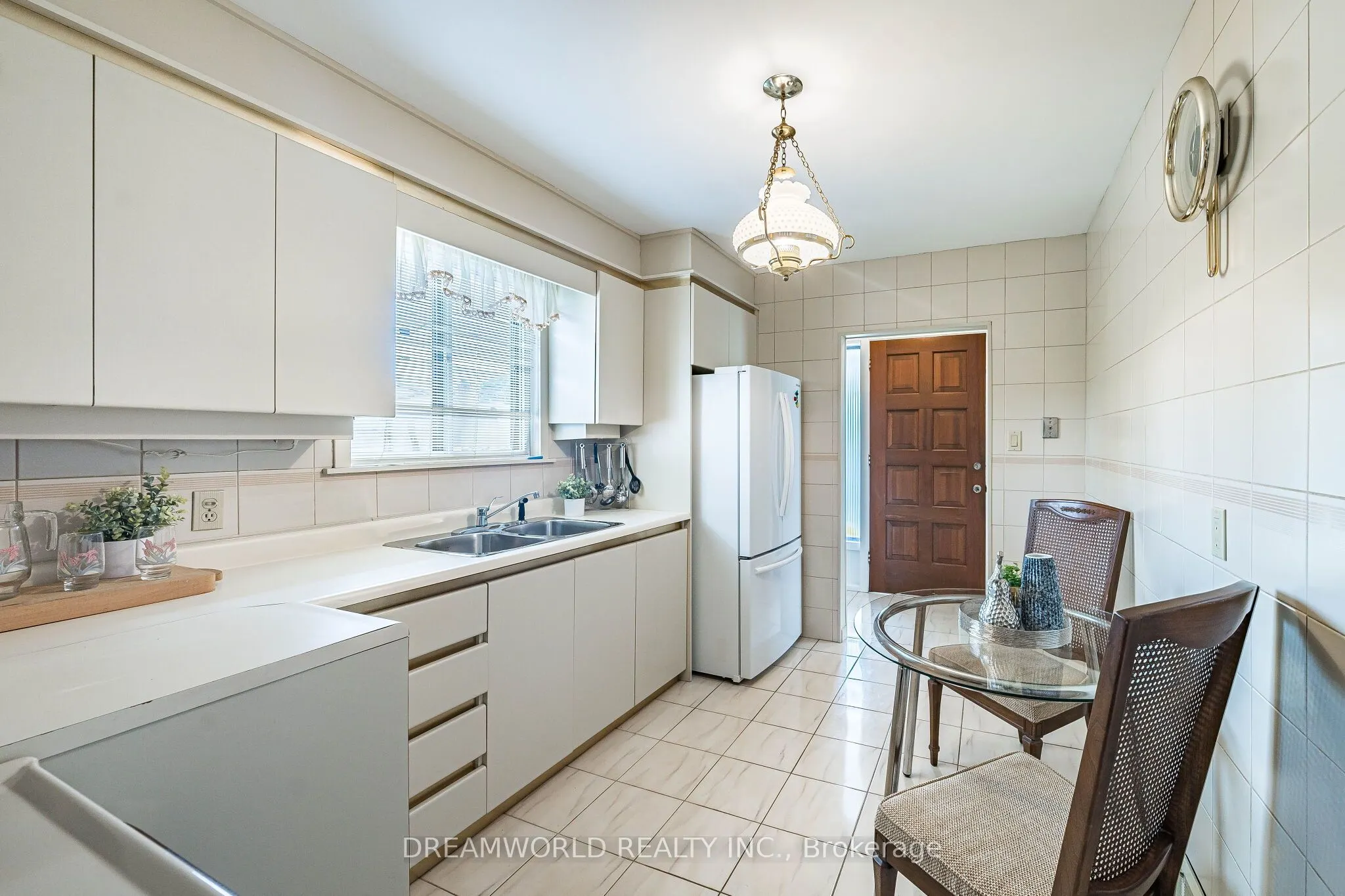 28 Rabton Court
