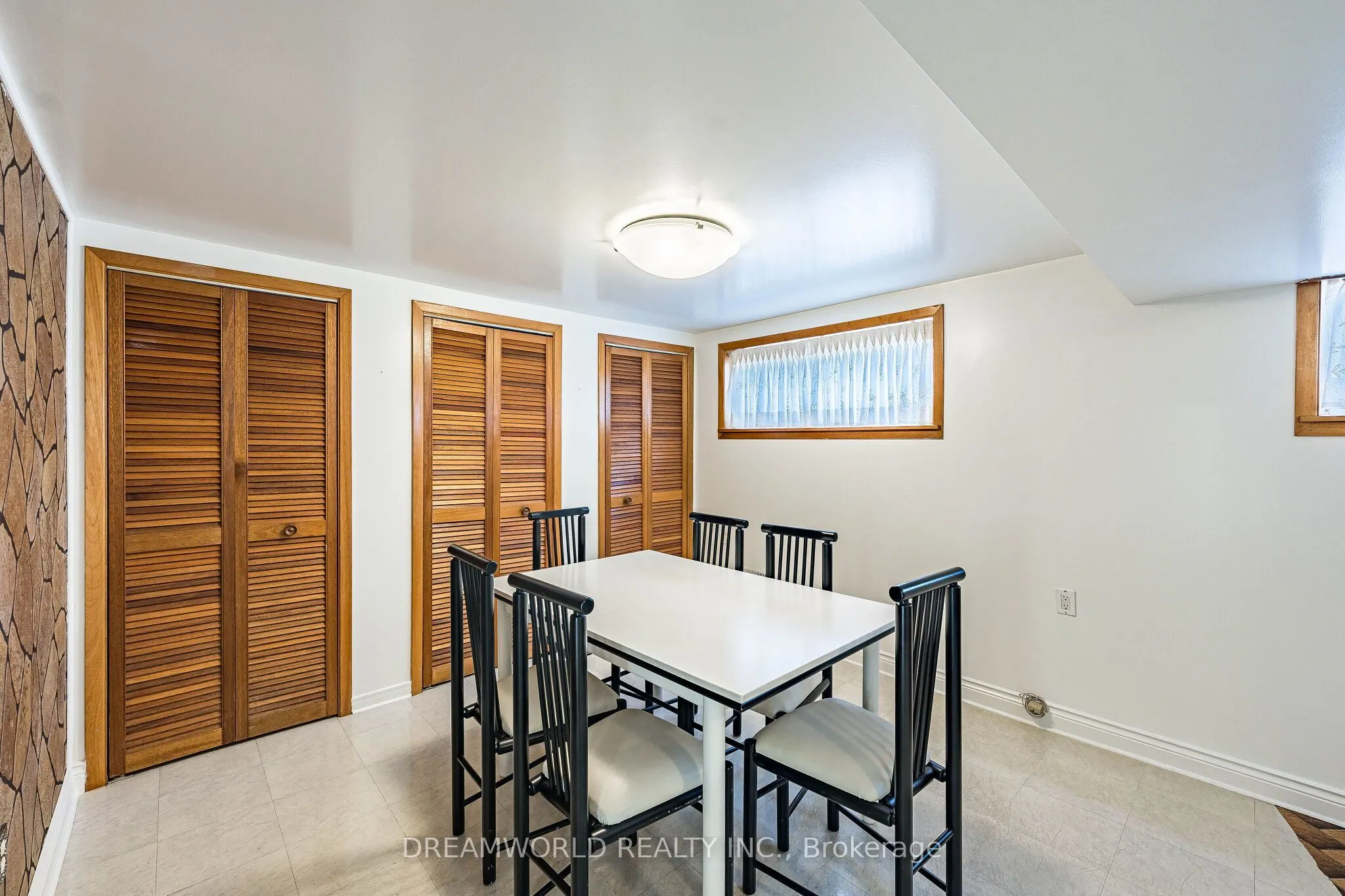28 Rabton Court