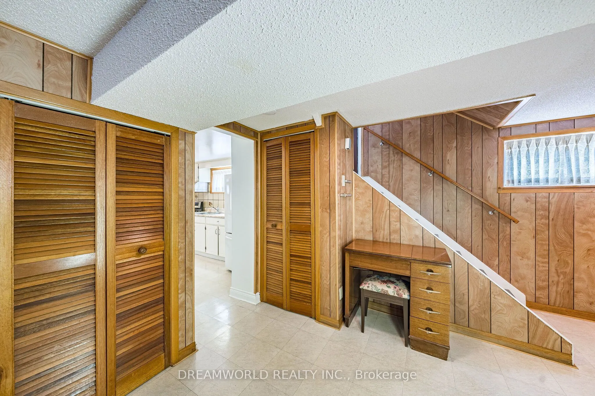 28 Rabton Court