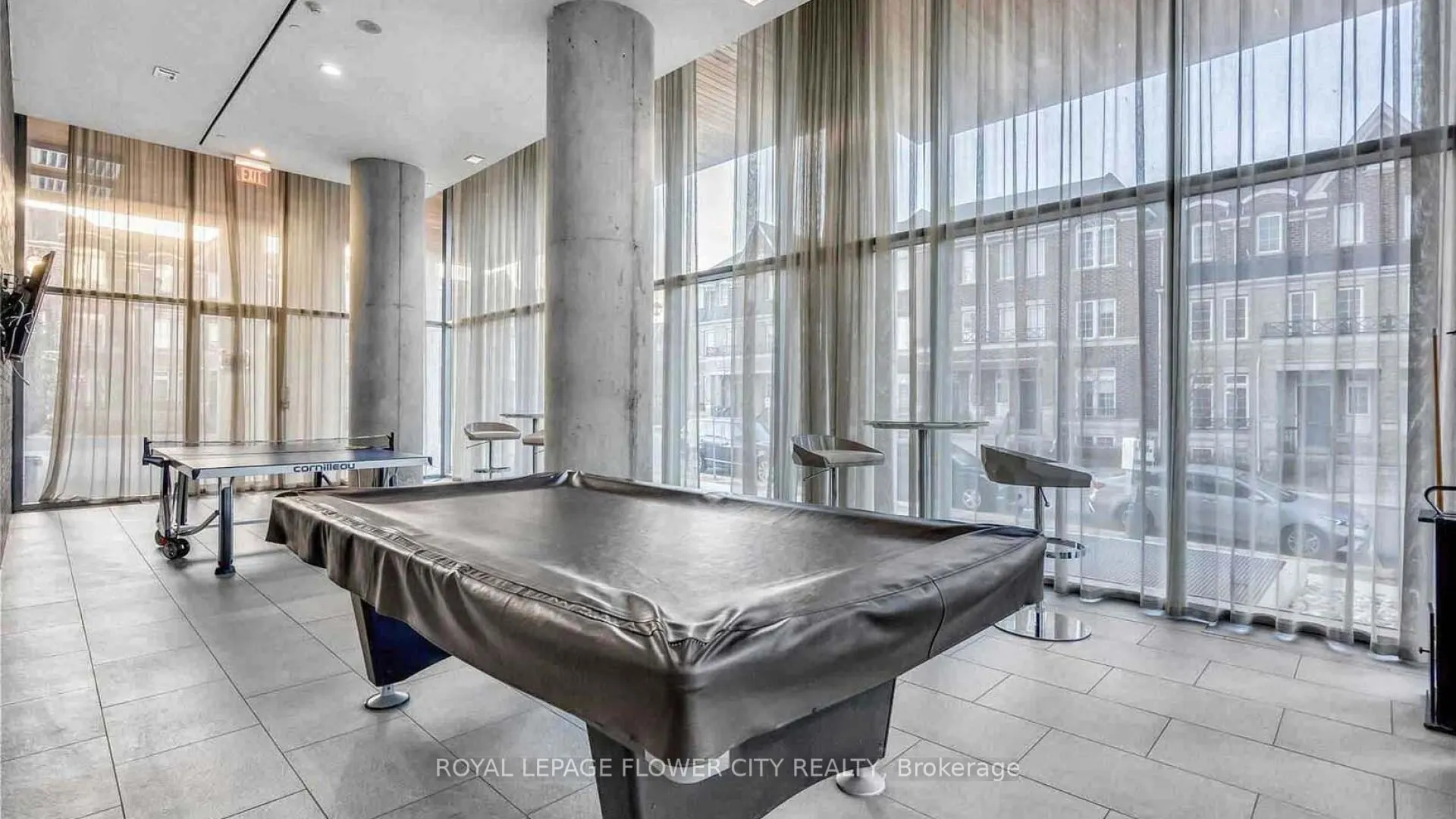 105 The Queensway Avenue #415
