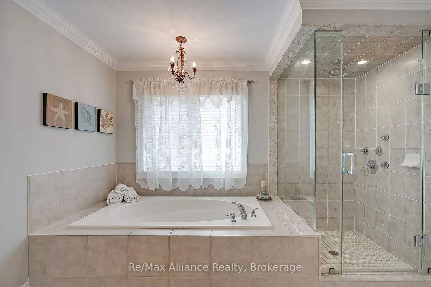 1367 Arrowhead Road