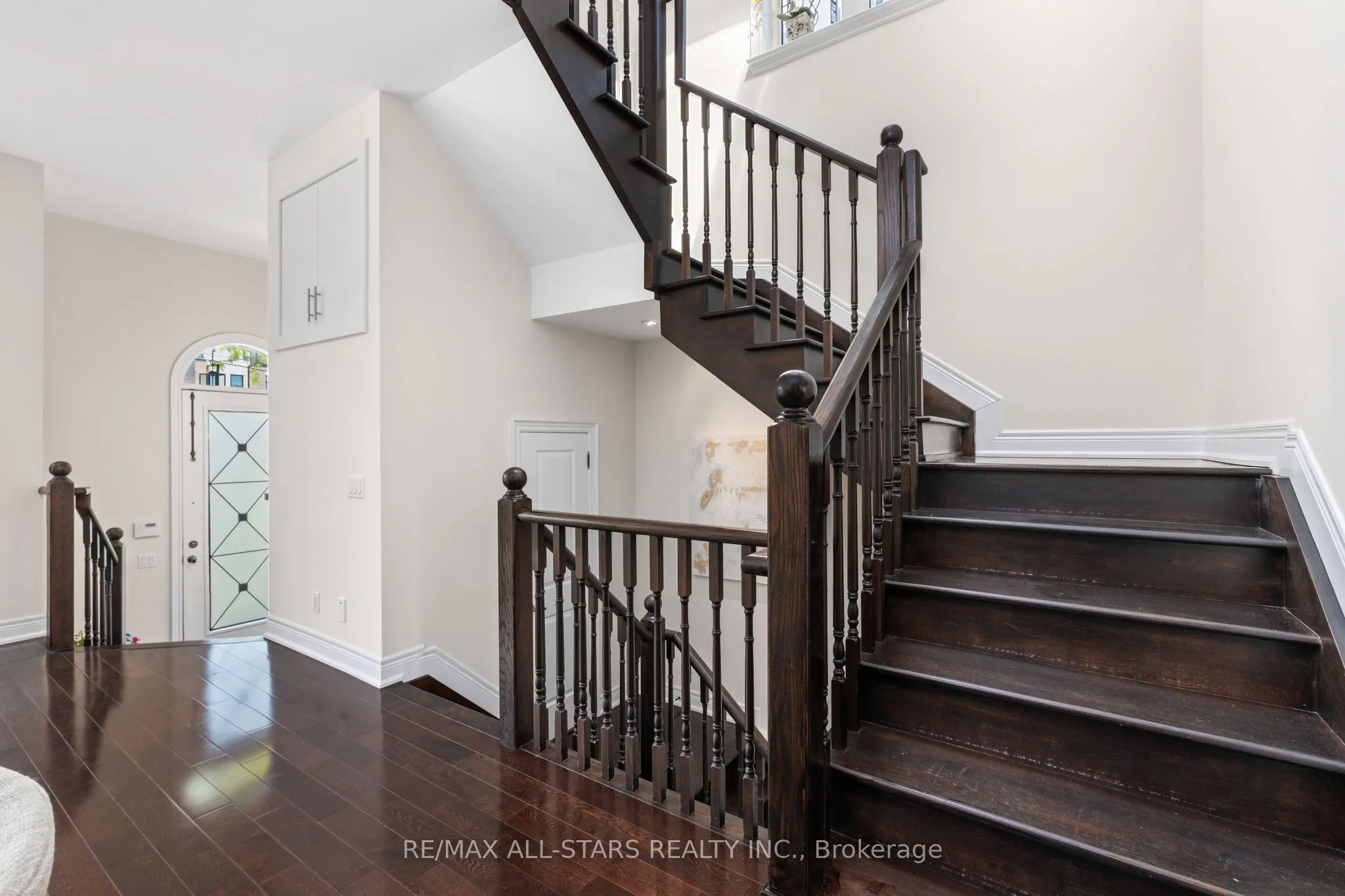 1113B Islington Avenue