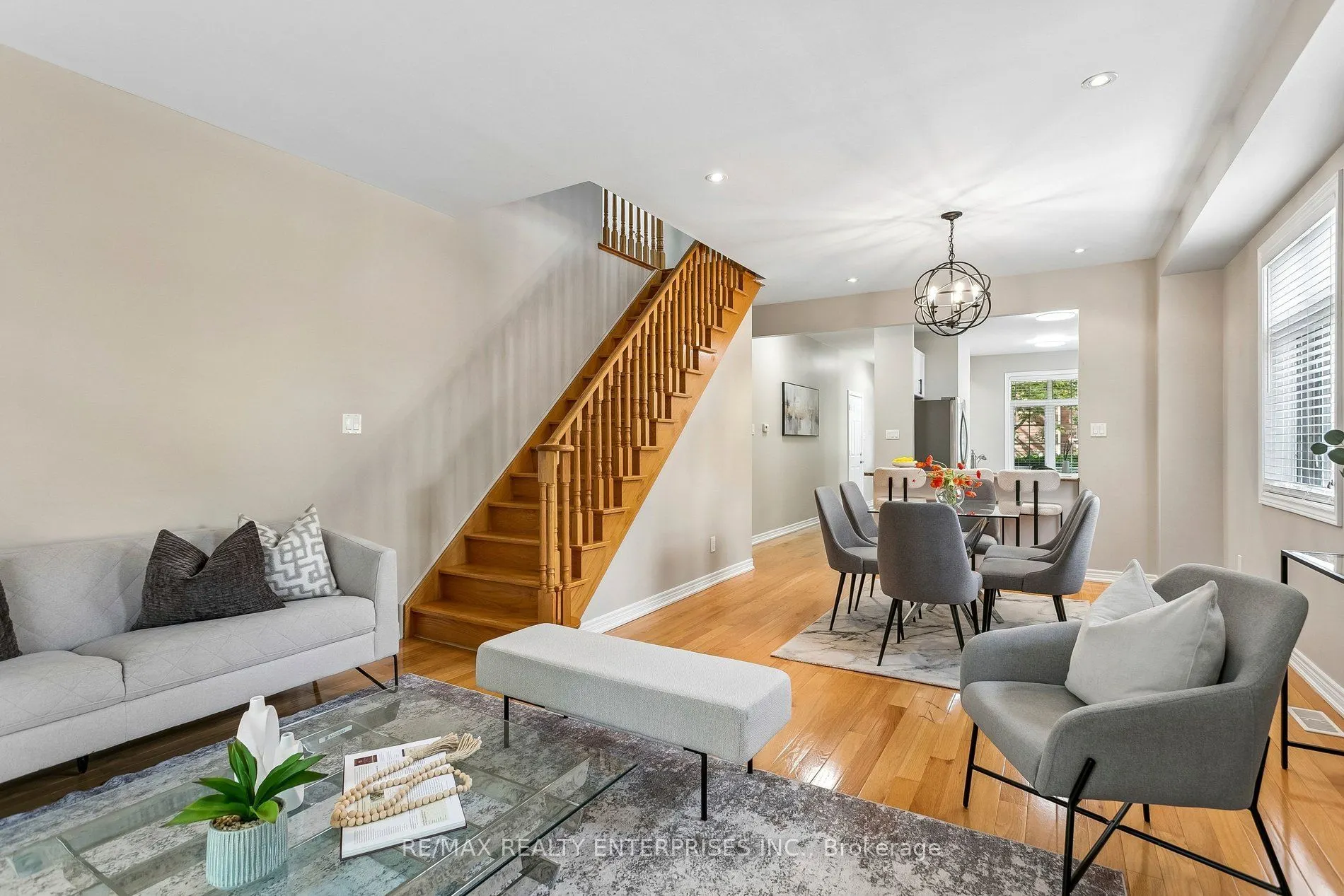 1633 Northmount Avenue #39