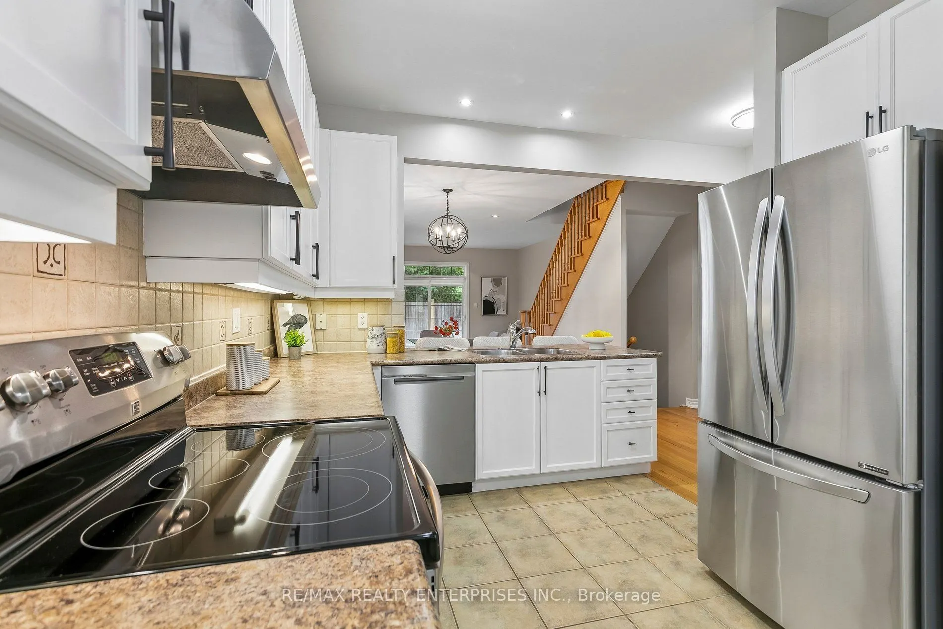 1633 Northmount Avenue #39