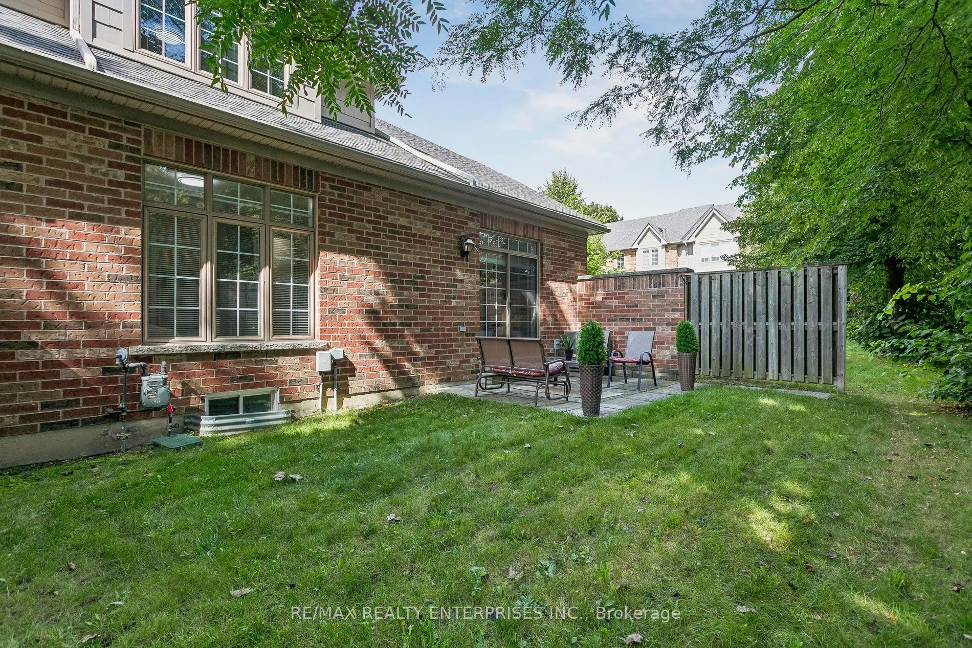 1633 Northmount Avenue #39
