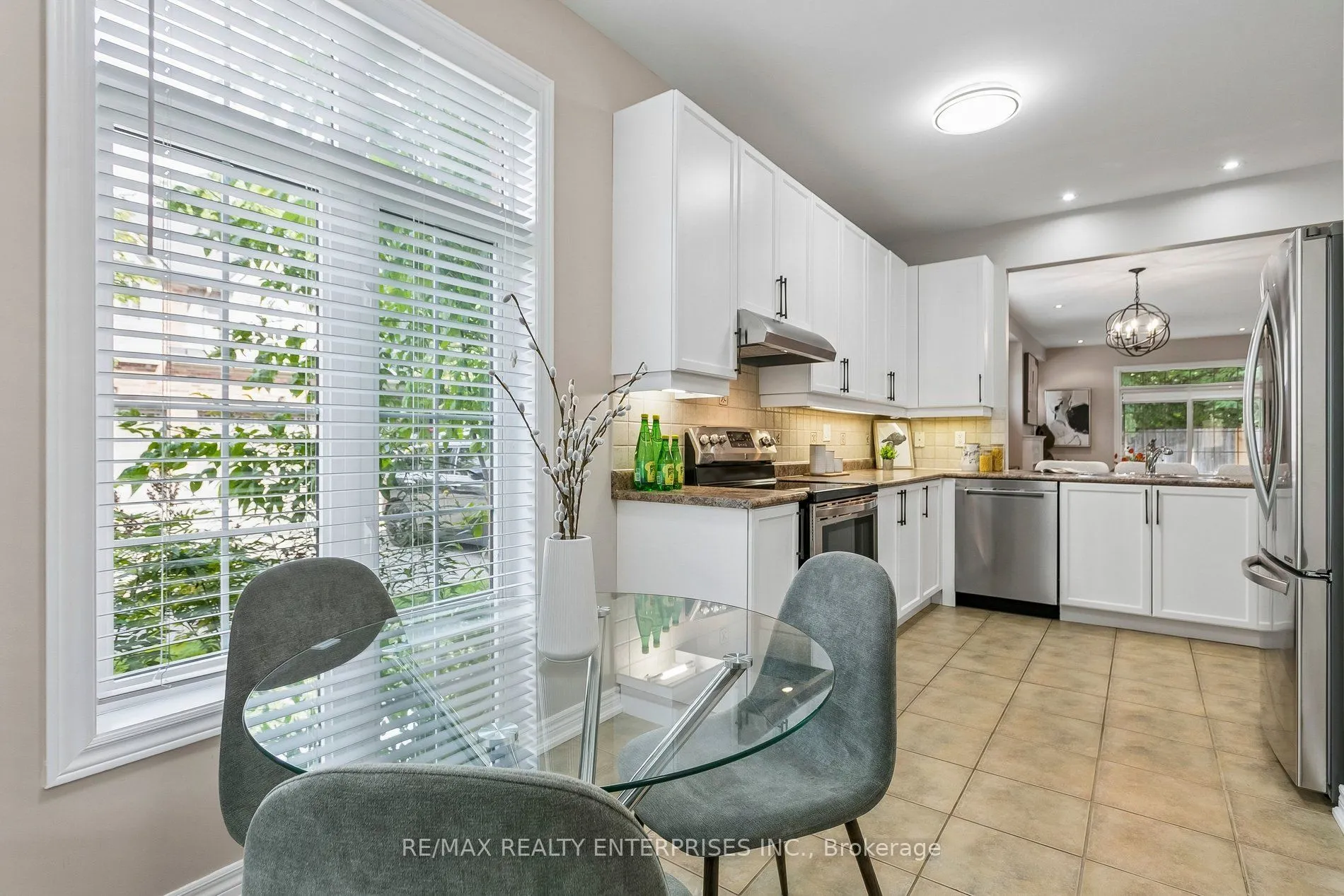 1633 Northmount Avenue #39