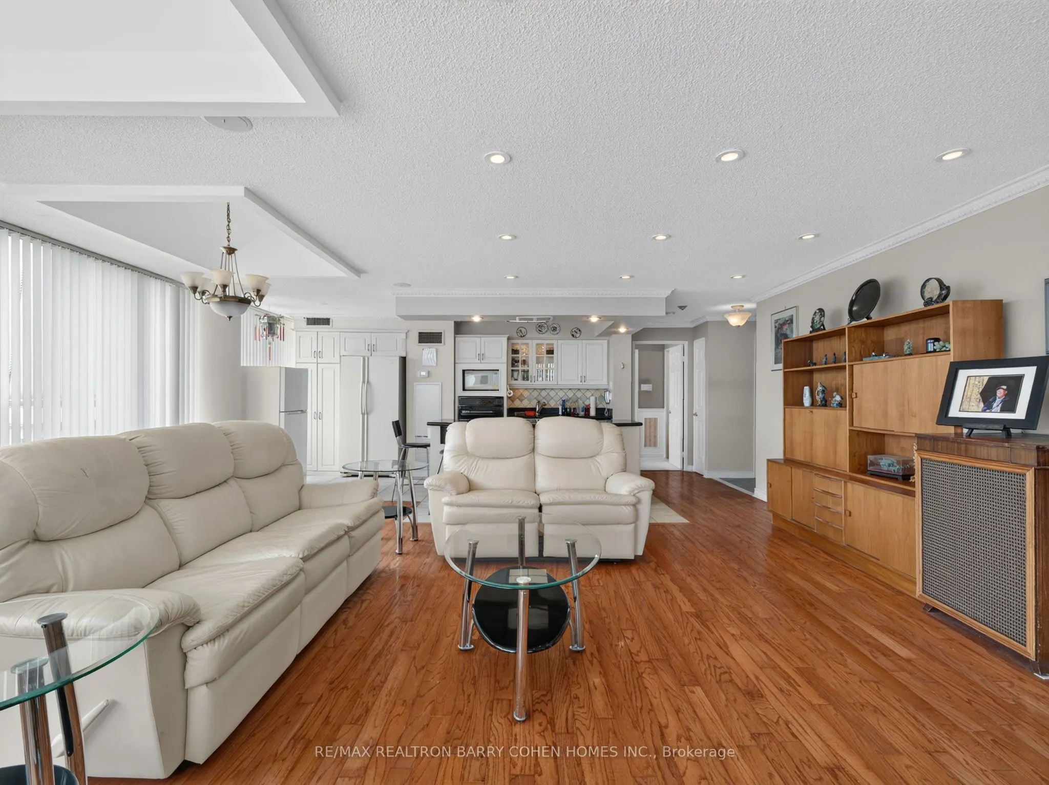 700 Constellation Drive #2009