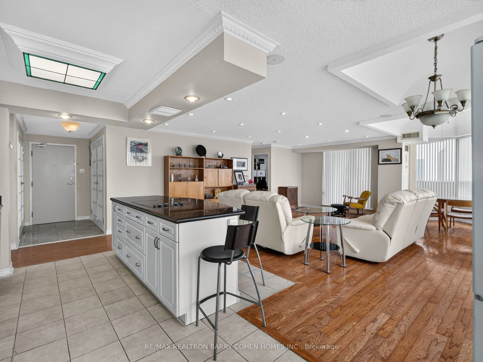 700 Constellation Drive #2009